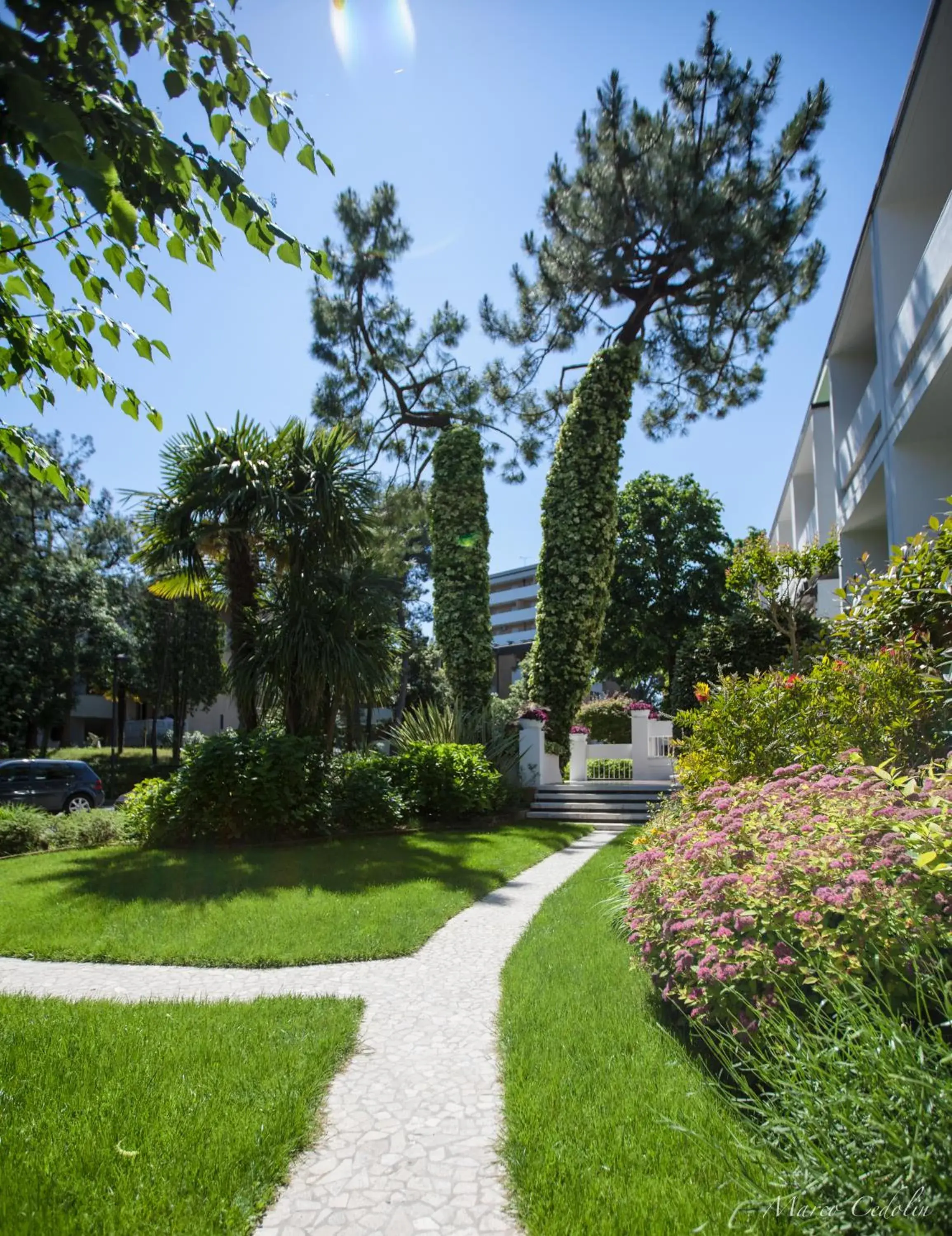 Property building, Garden in Hotel Mar Del Plata