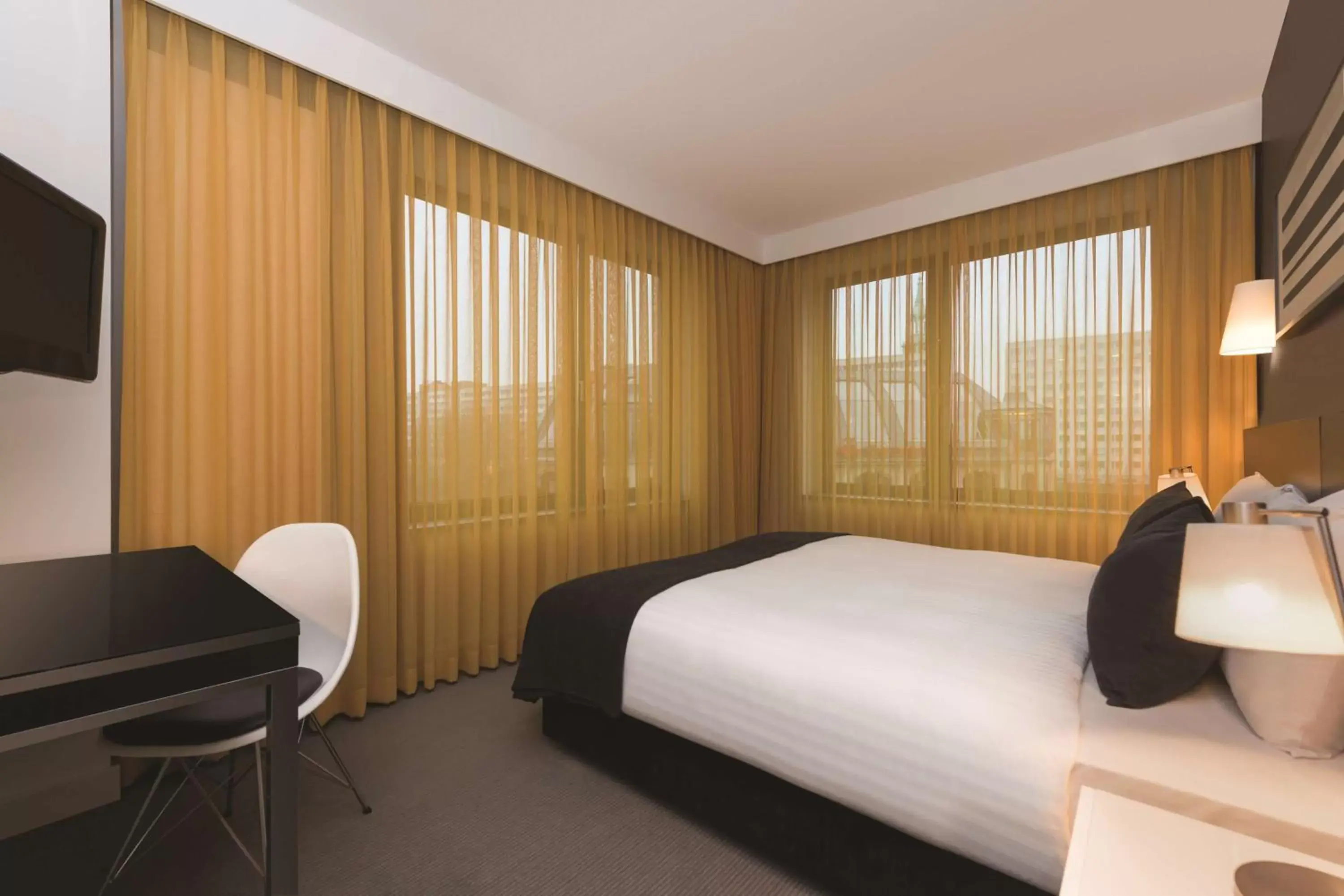 Two-Bedroom Apartment in Adina Apartment Hotel Berlin Hackescher Markt Two-Bedroom Apartment in Adina Apartment Hotel Berlin Hackescher Markt