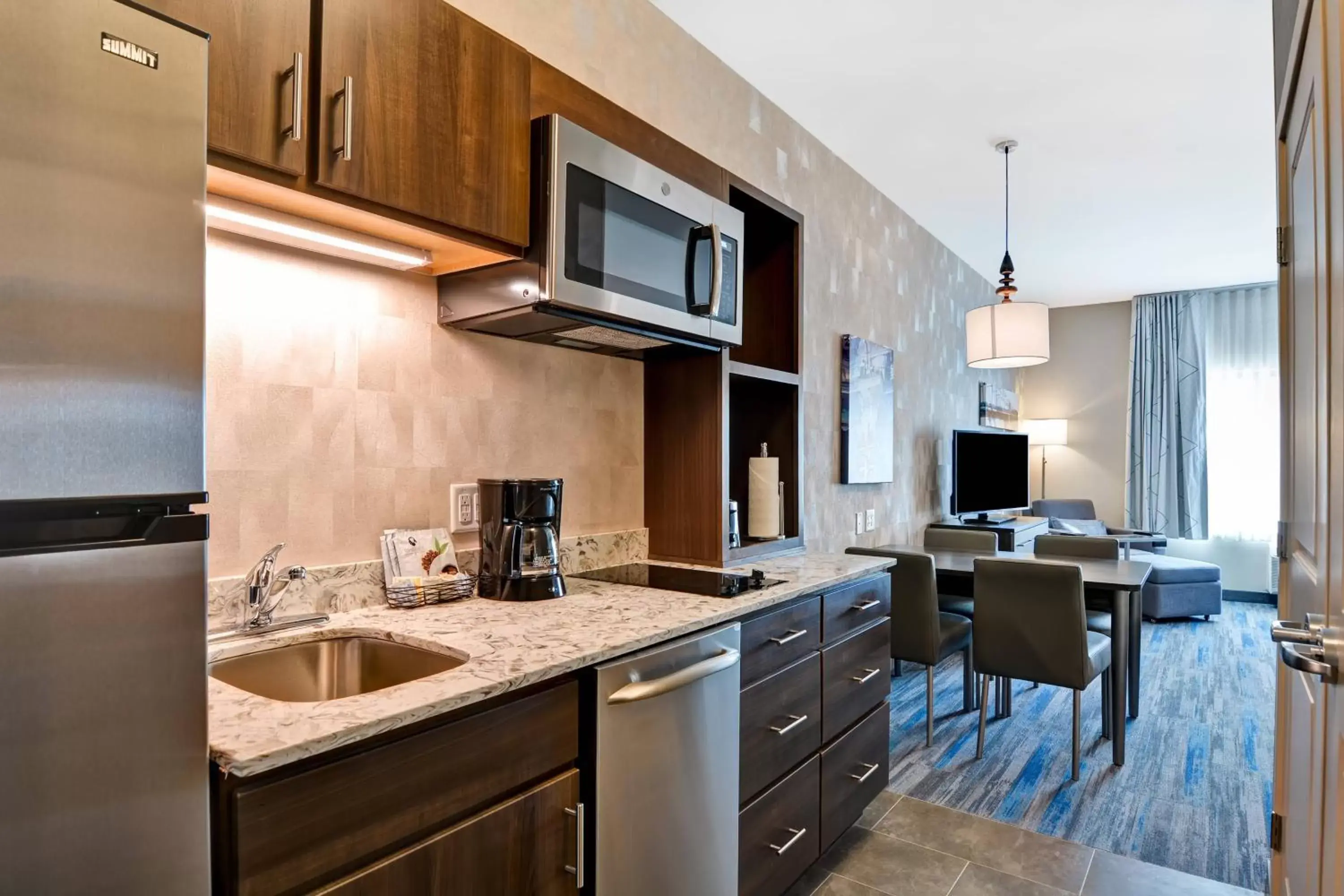 Kitchen or kitchenette, Kitchen/Kitchenette in TownePlace Suites by Marriott Bridgewater Branchburg