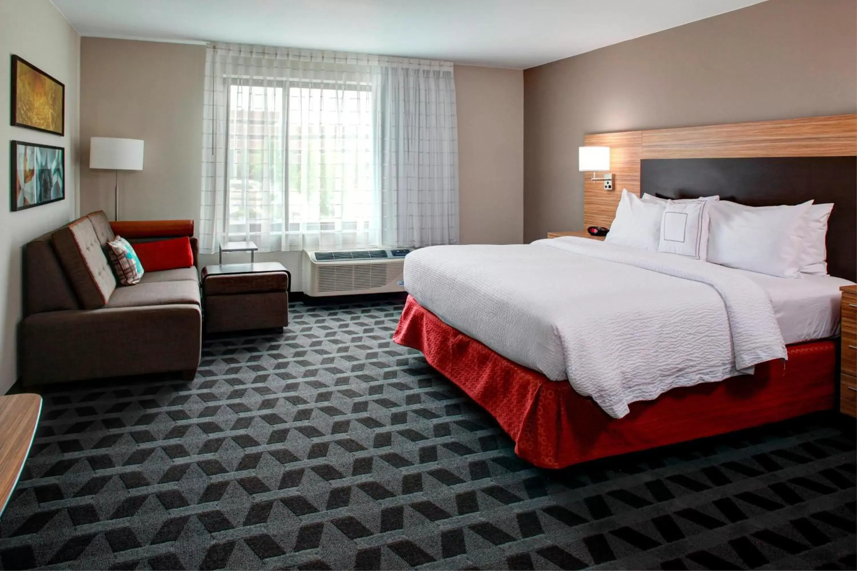 Bedroom in TownePlace Suites by Marriott Macon Mercer University