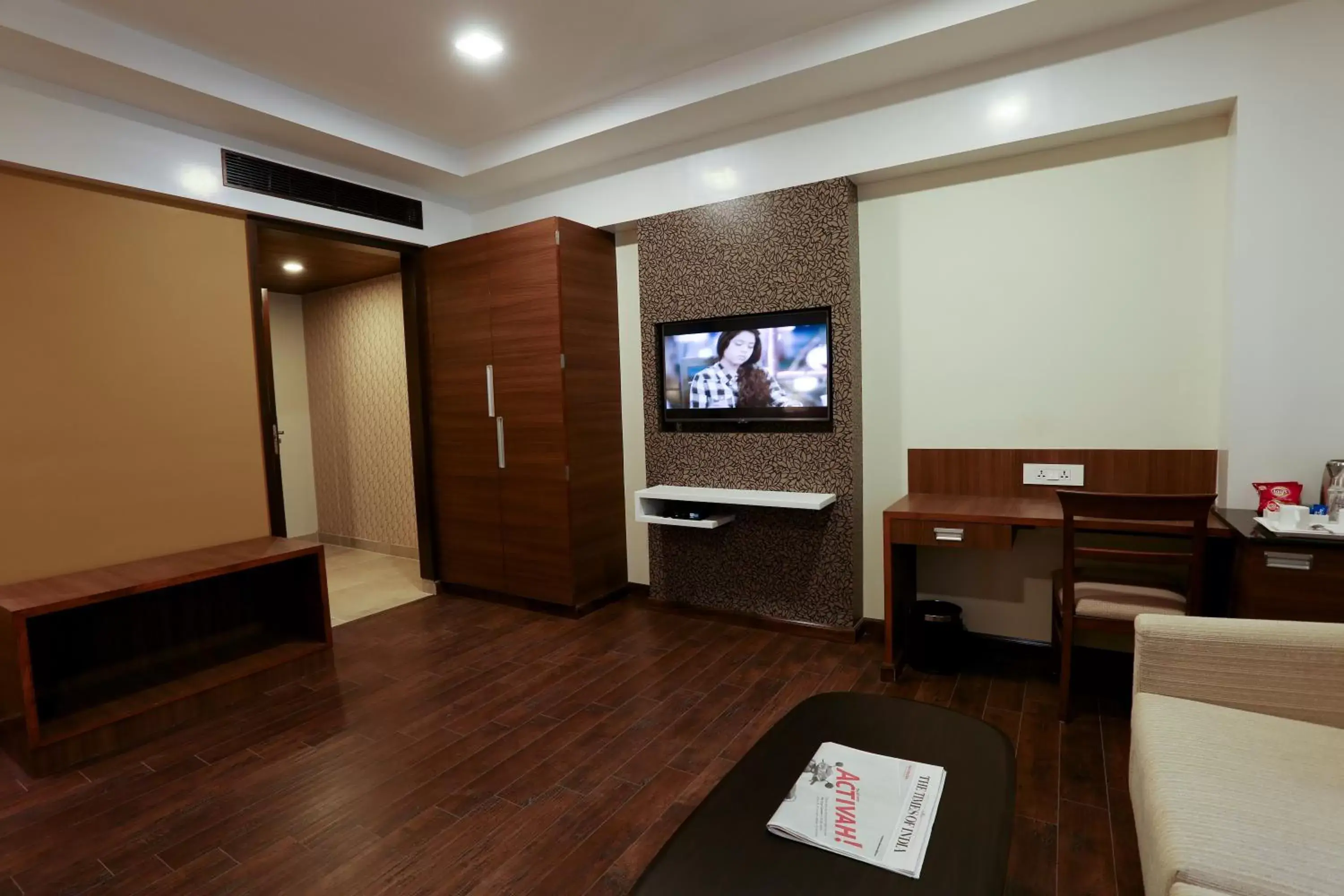 Living room, TV/Entertainment Center in Hotel Seetharam Select