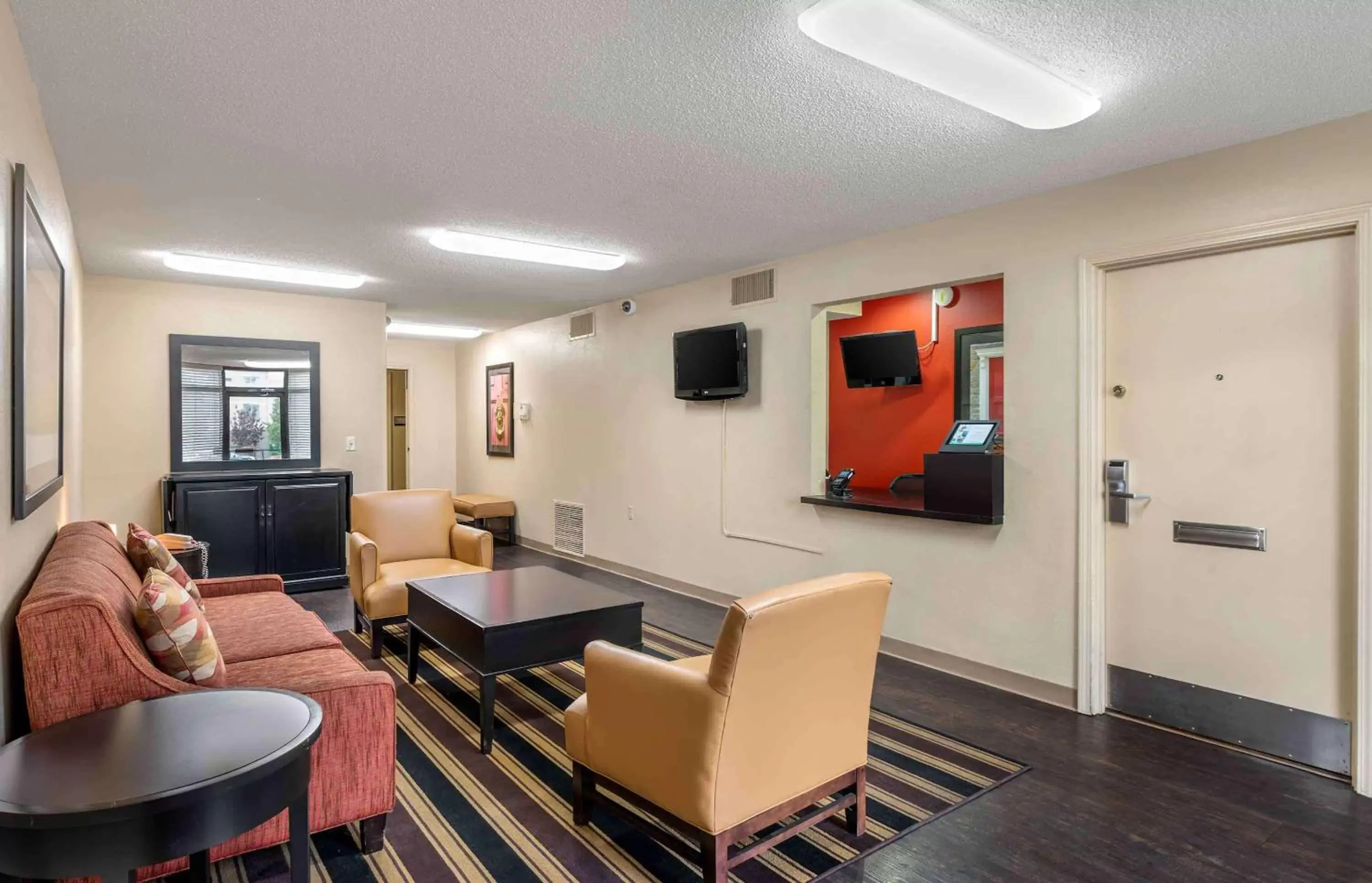 Lobby or reception, Seating Area in Extended Stay America Suites - Evansville - East