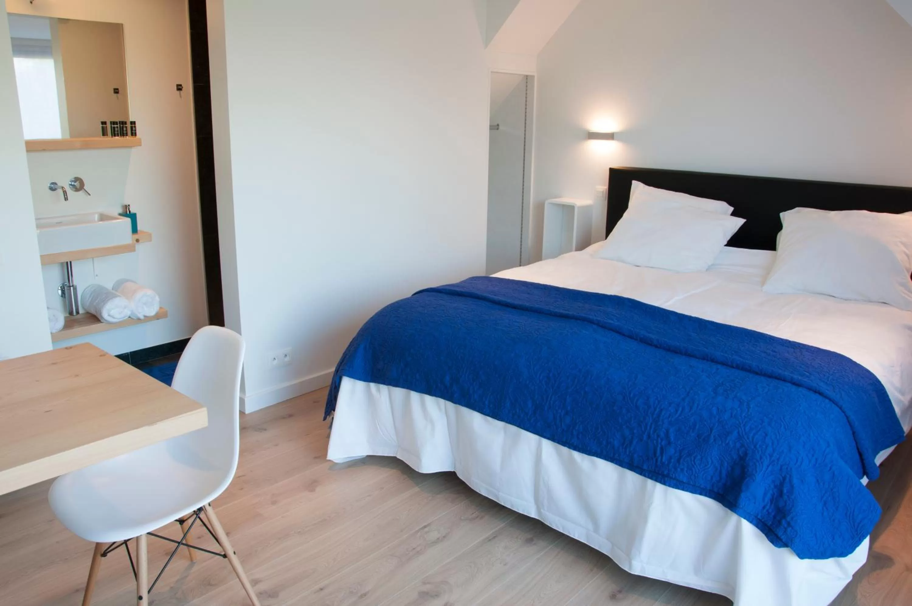 Bedroom, Bed in B&B Aquavit