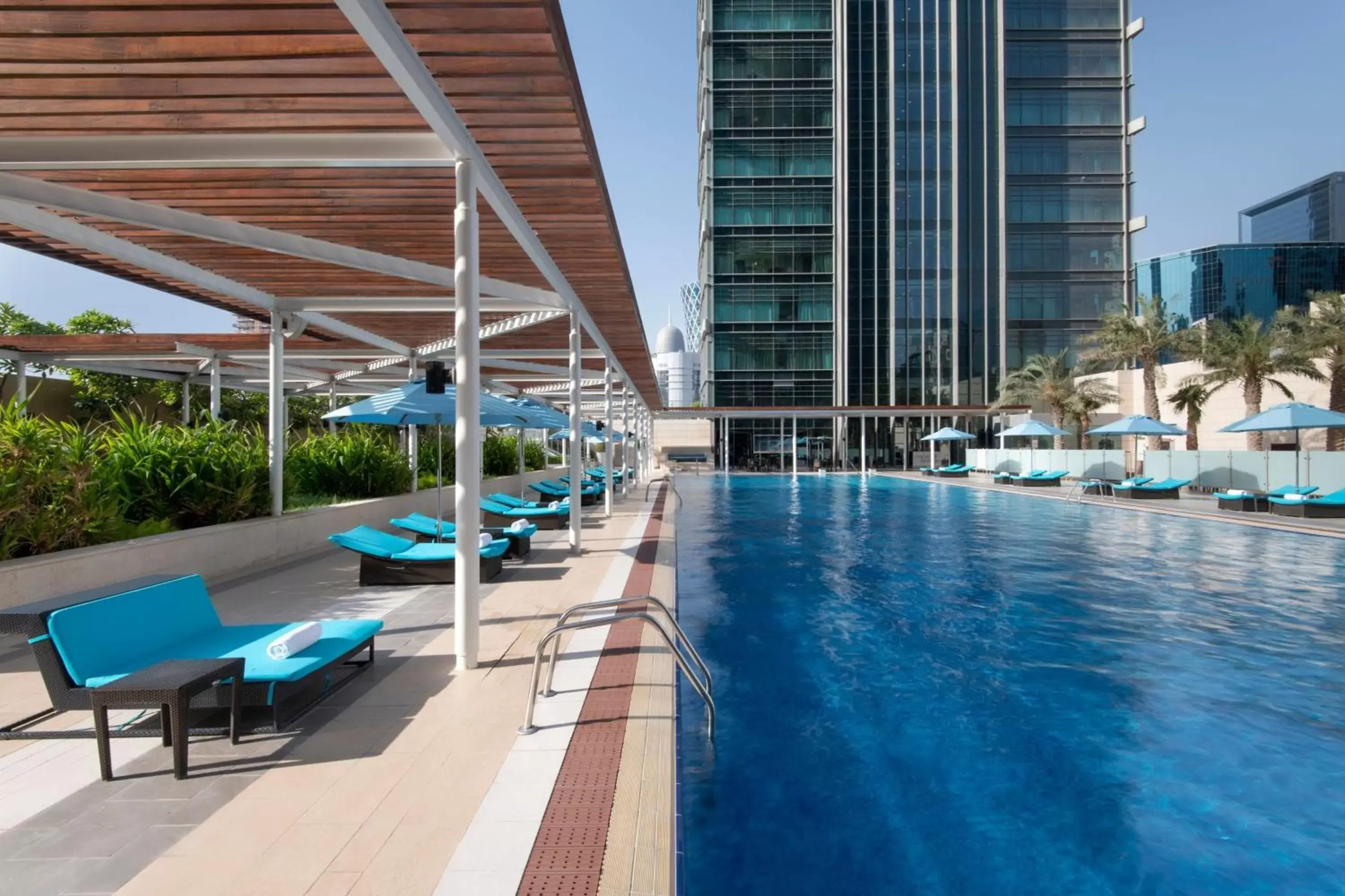 Swimming Pool in Marriott Marquis City Center Doha Hotel