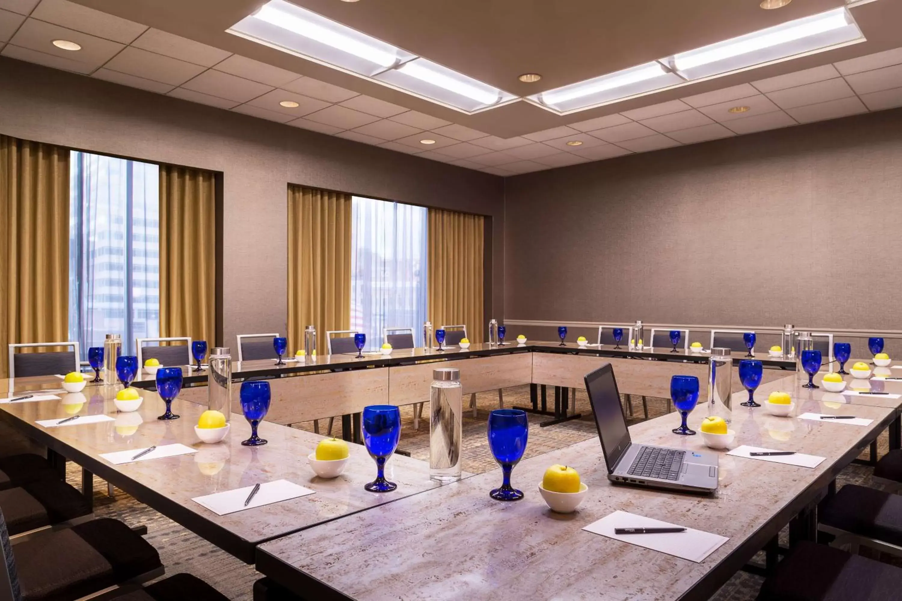 Meeting/conference room in Hilton Minneapolis