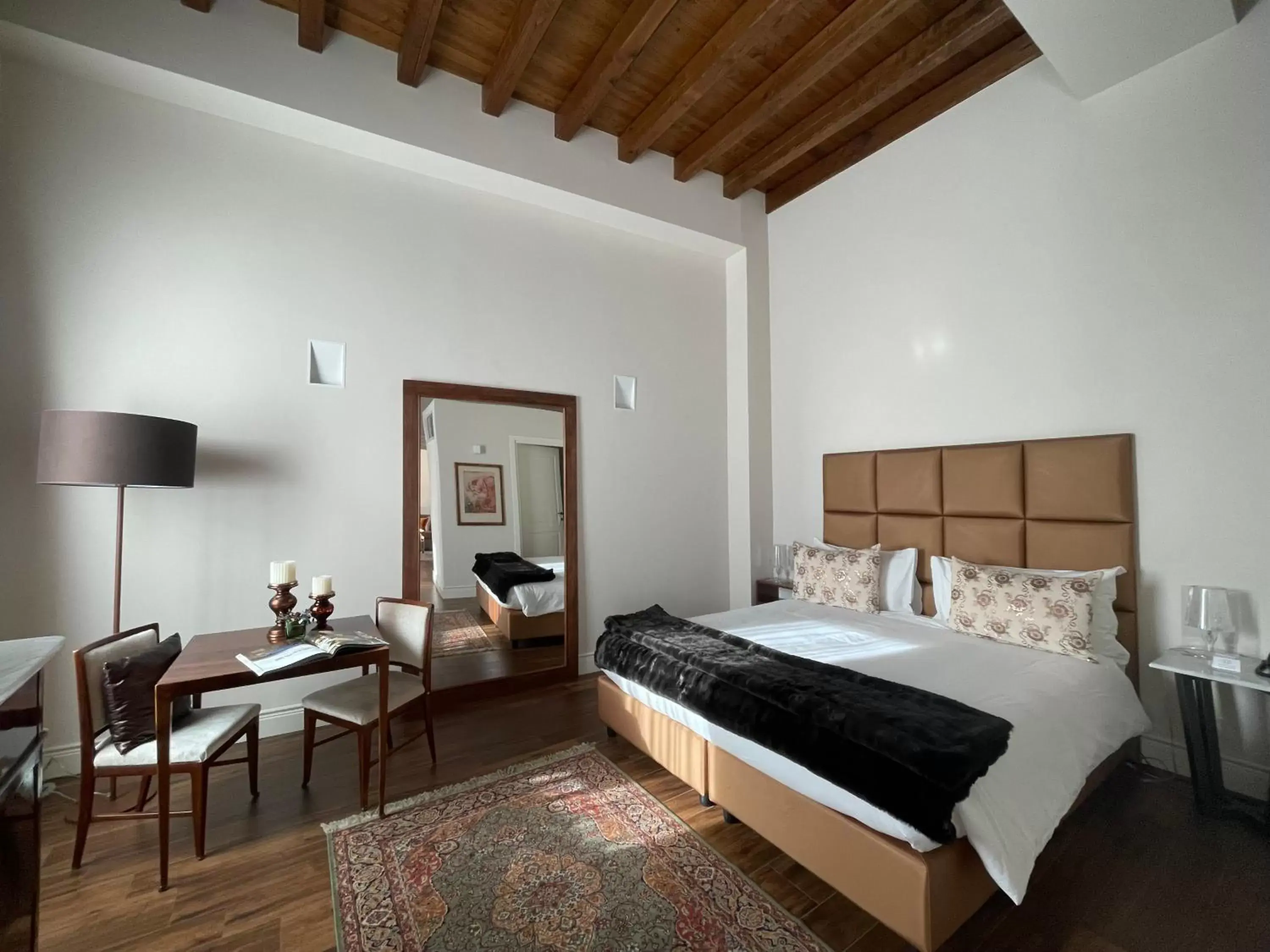 Bed in Residenza Palazzo Fortuna - Boutique Hotel