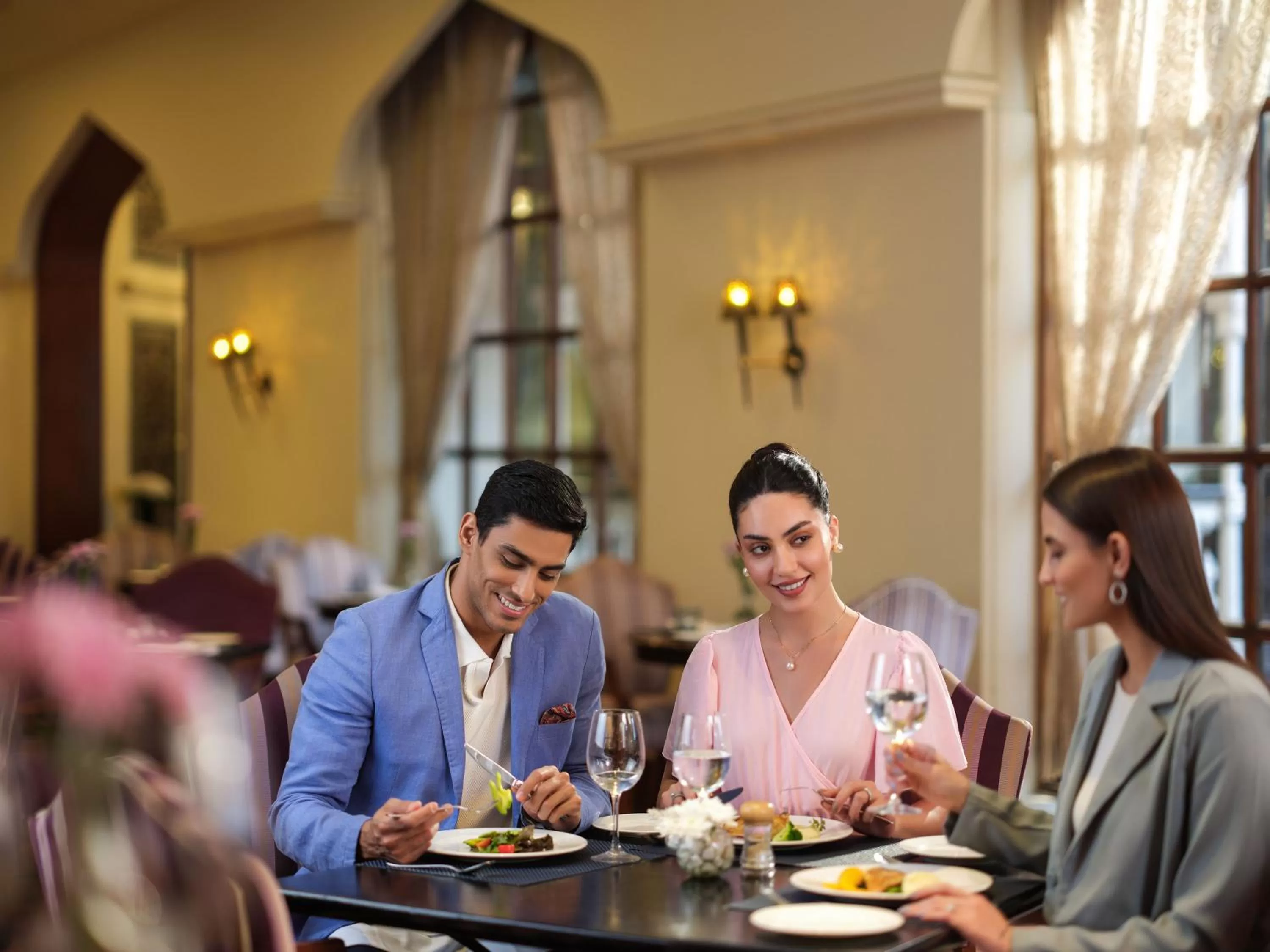 Restaurant/places to eat in Taj Krishna