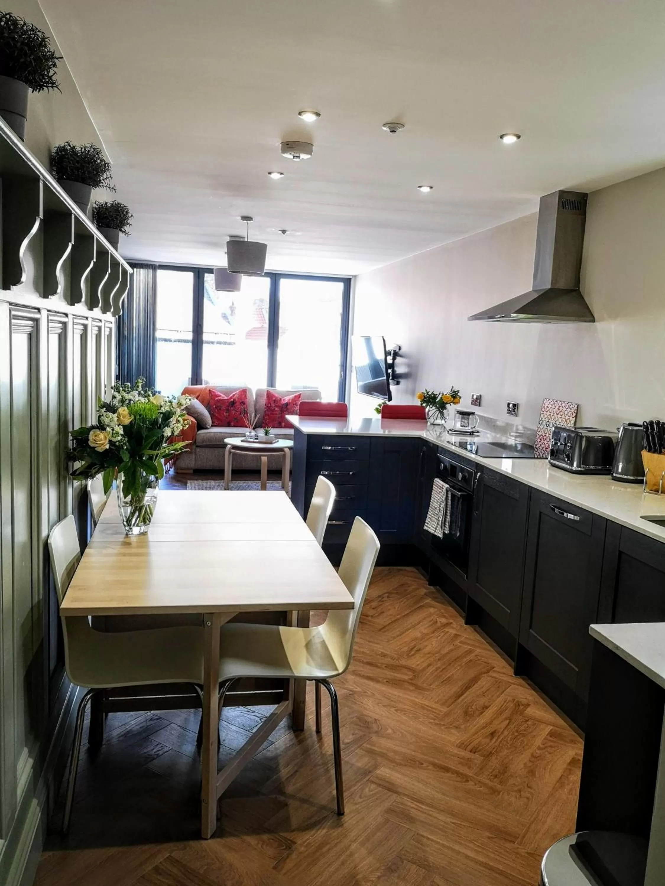 Kitchen or kitchenette in Goodramgate Apartments