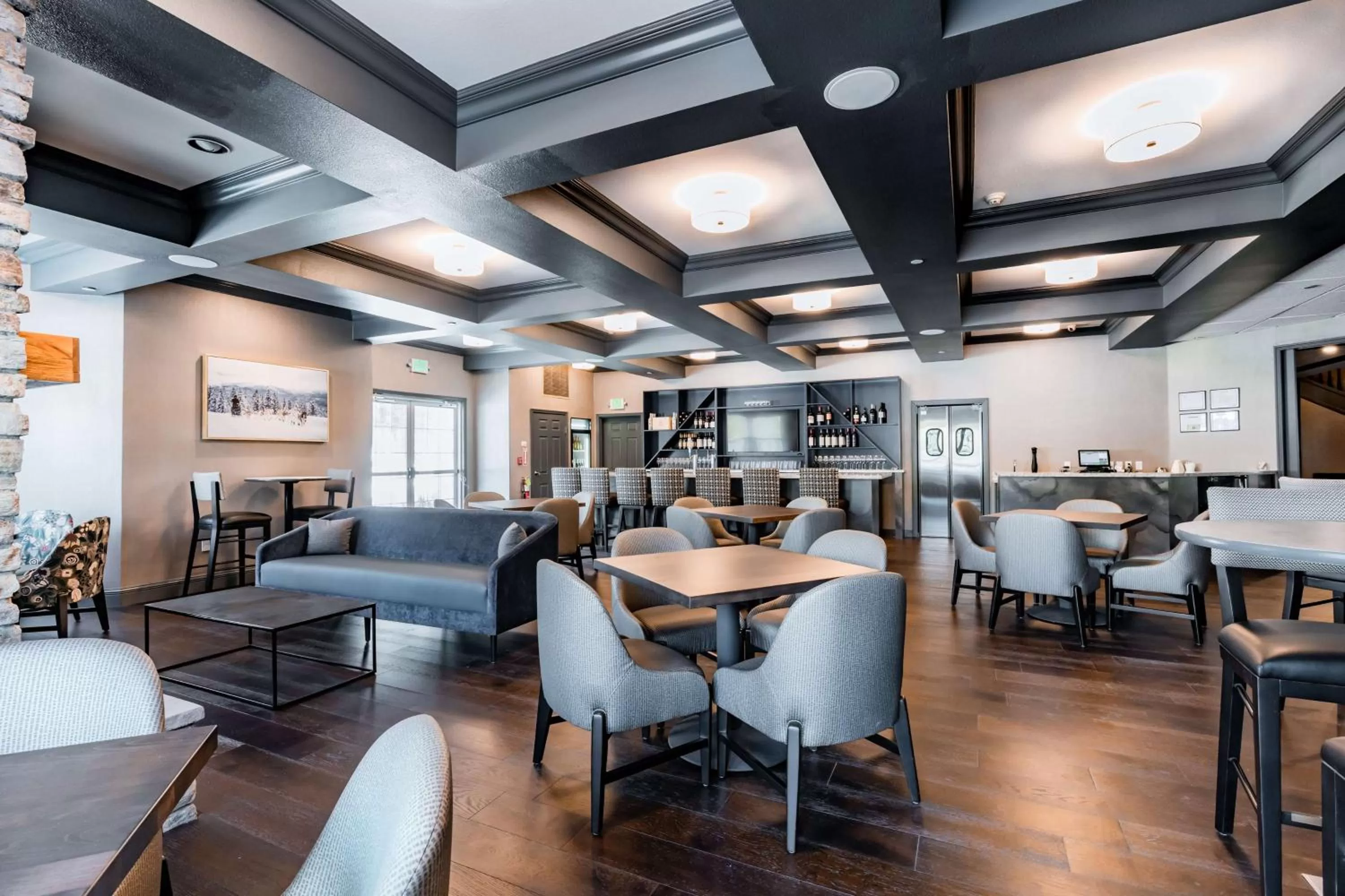 Lounge or bar in Hotel NoBo Cascade, Tapestry Collection by Hilton