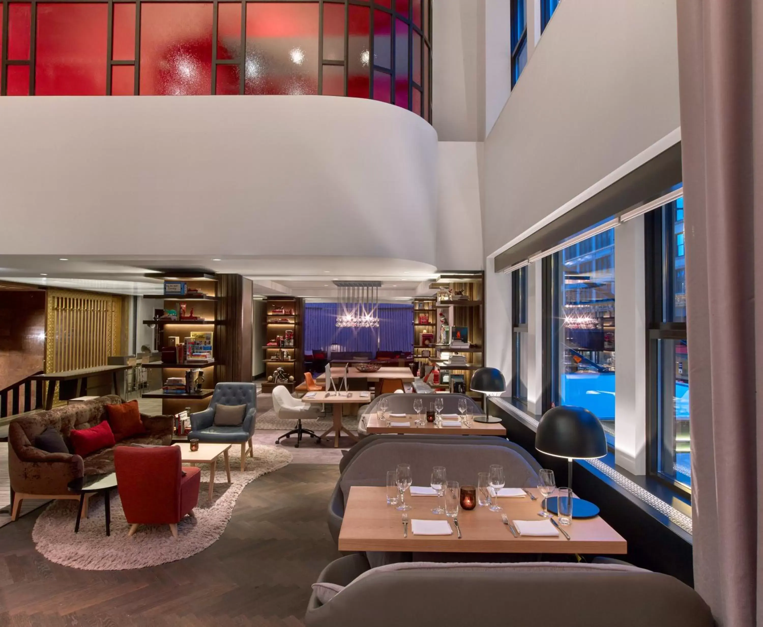 Lounge or bar in Virgin Hotels Chicago