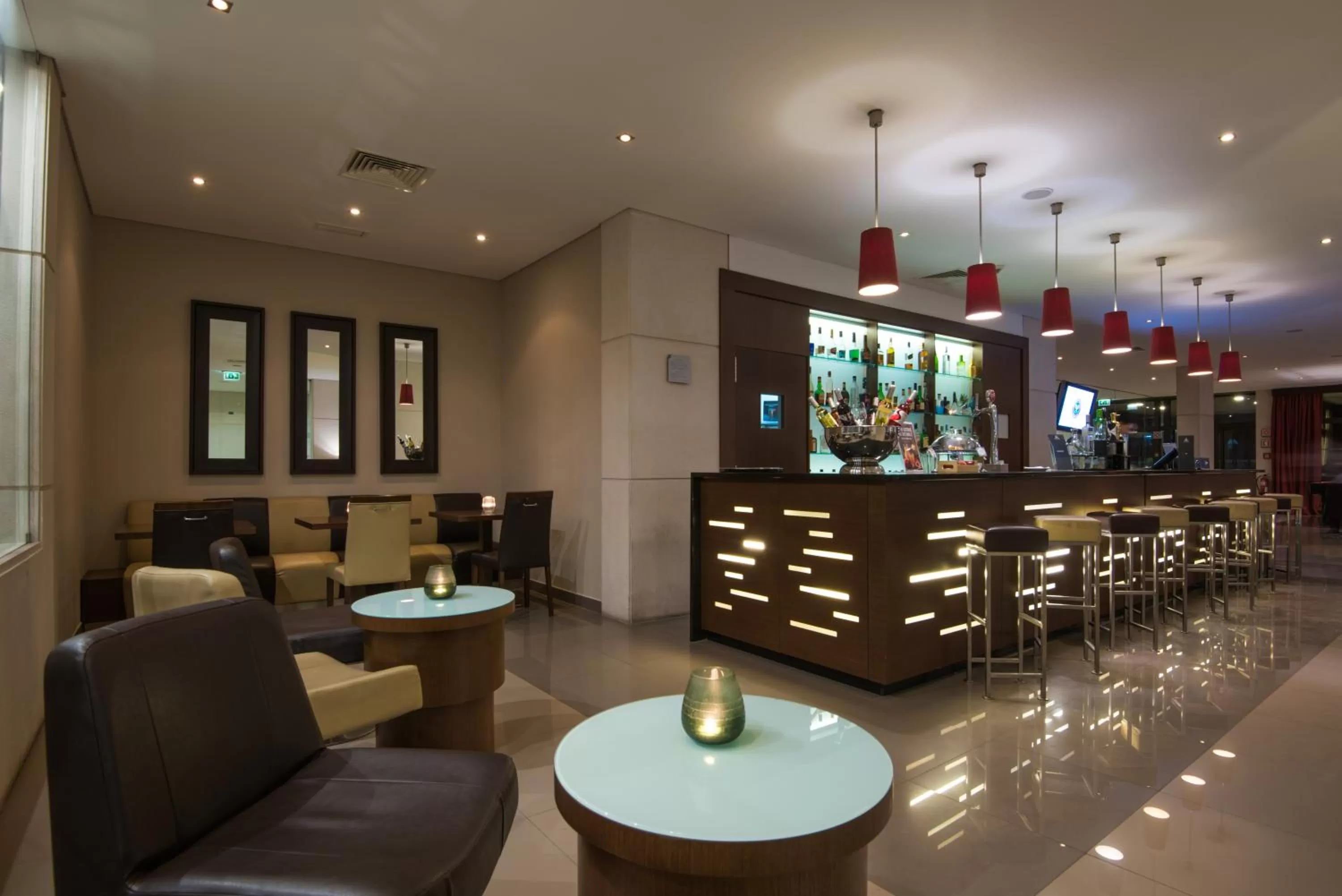 Lounge or bar in Vila Gale Cascais