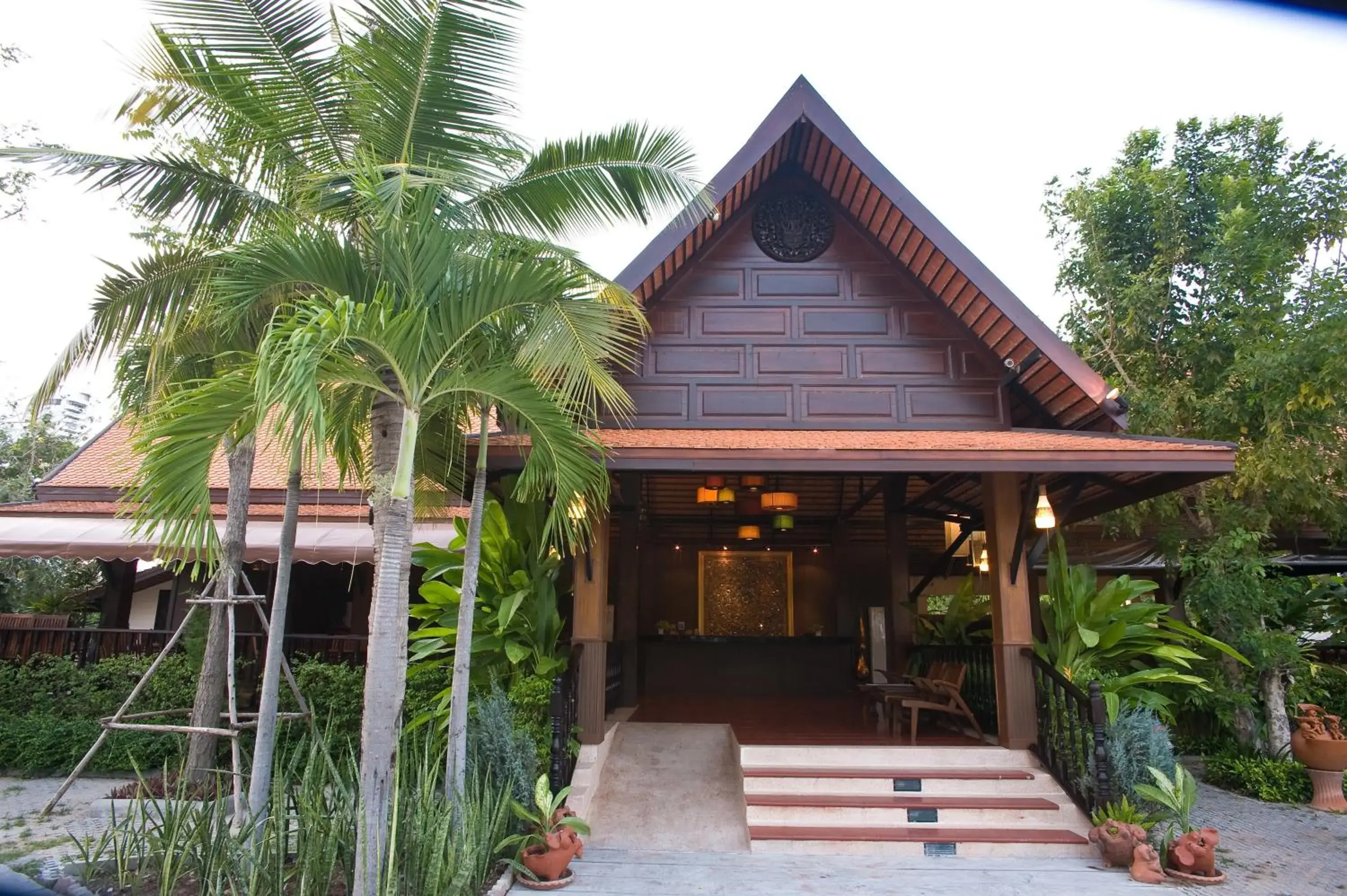 Property building in Inrawadee Resort