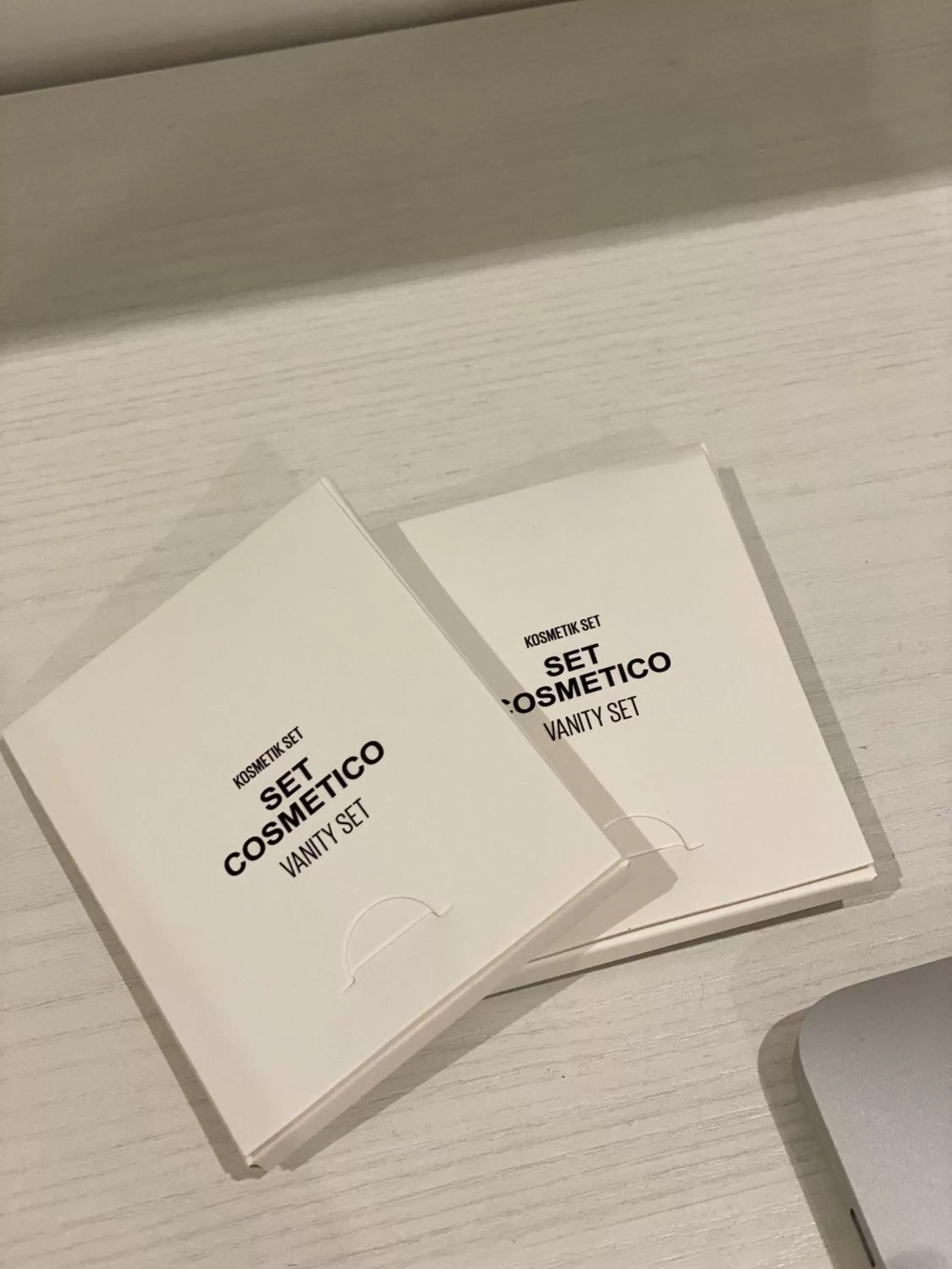 Megaris Luxury Suite Rooms