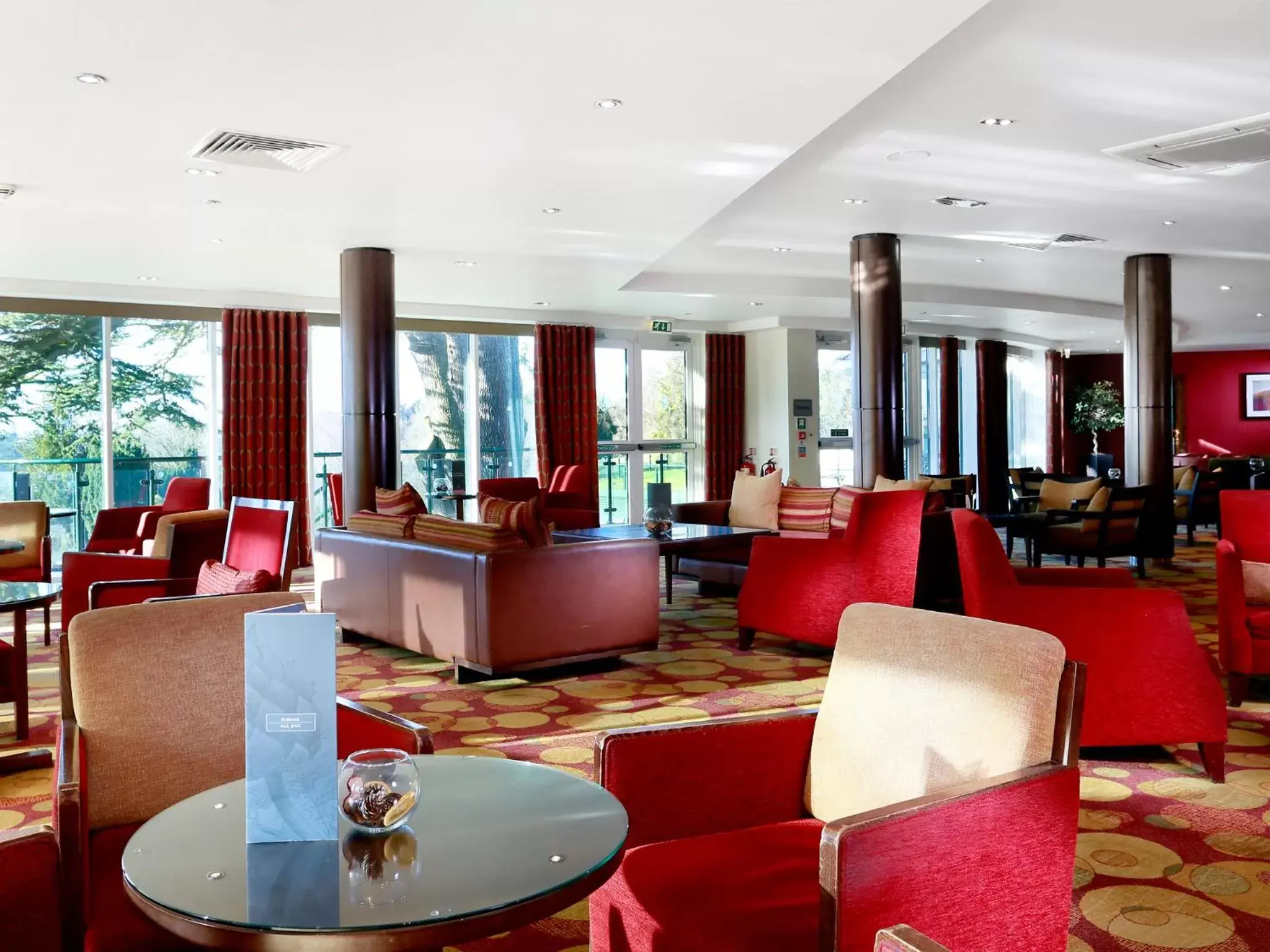 Lounge or bar, Restaurant/Places to Eat in Macdonald Portal Hotel, Golf & Spa Cobblers Cross, Cheshire