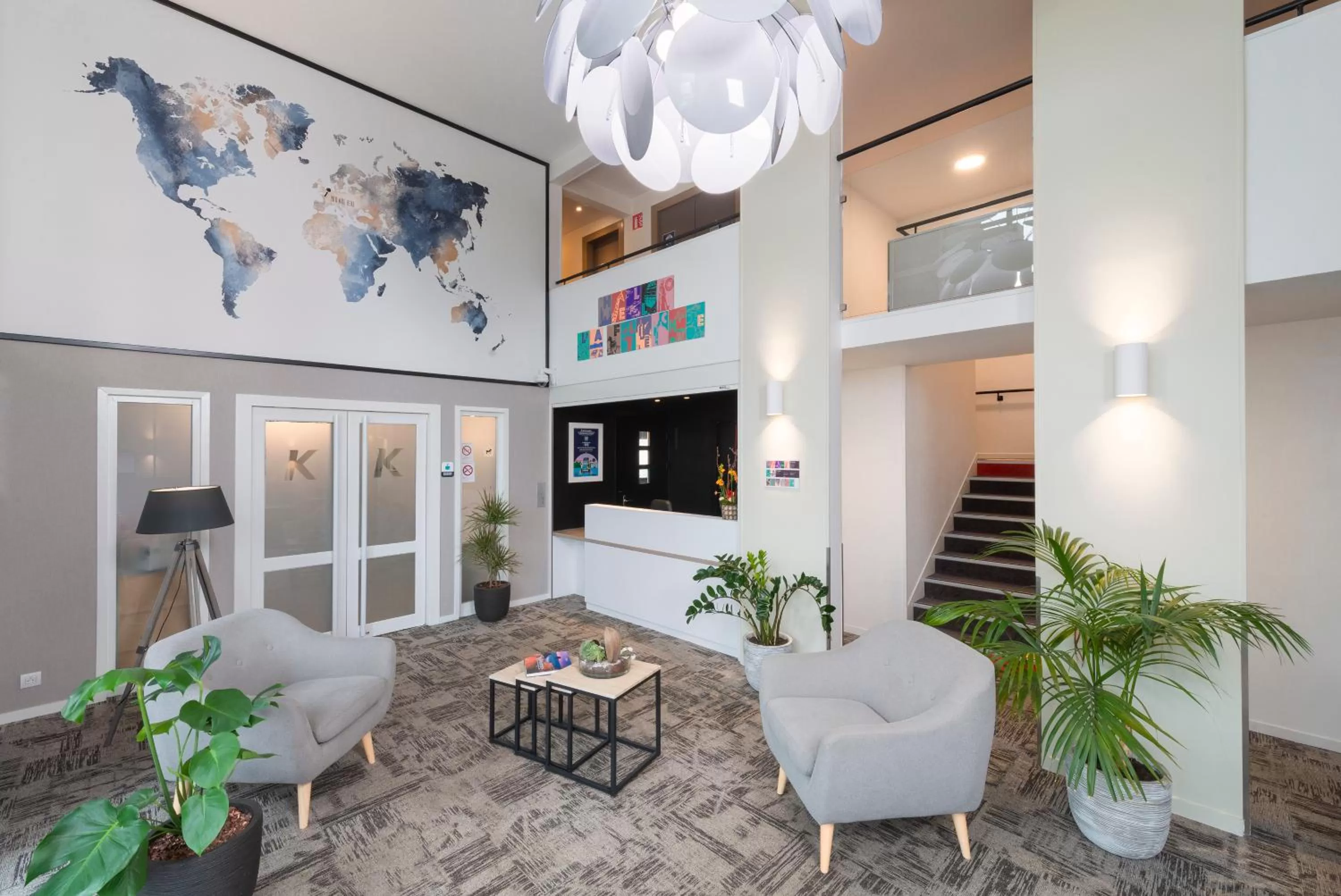 Living room in Kyriad Hôtel La Fleche