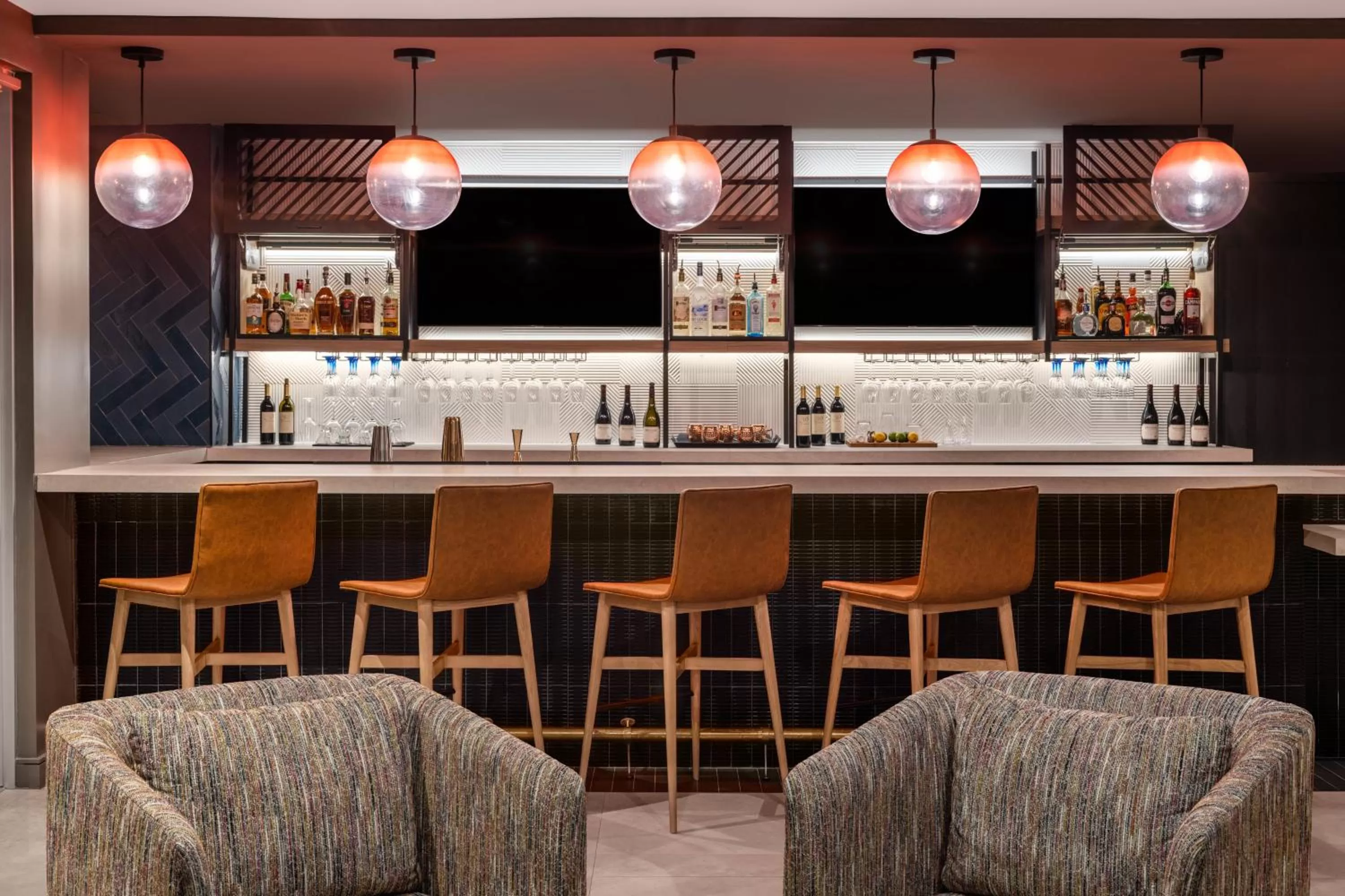 Lounge or bar in Atwell Suites Miami Brickell by IHG