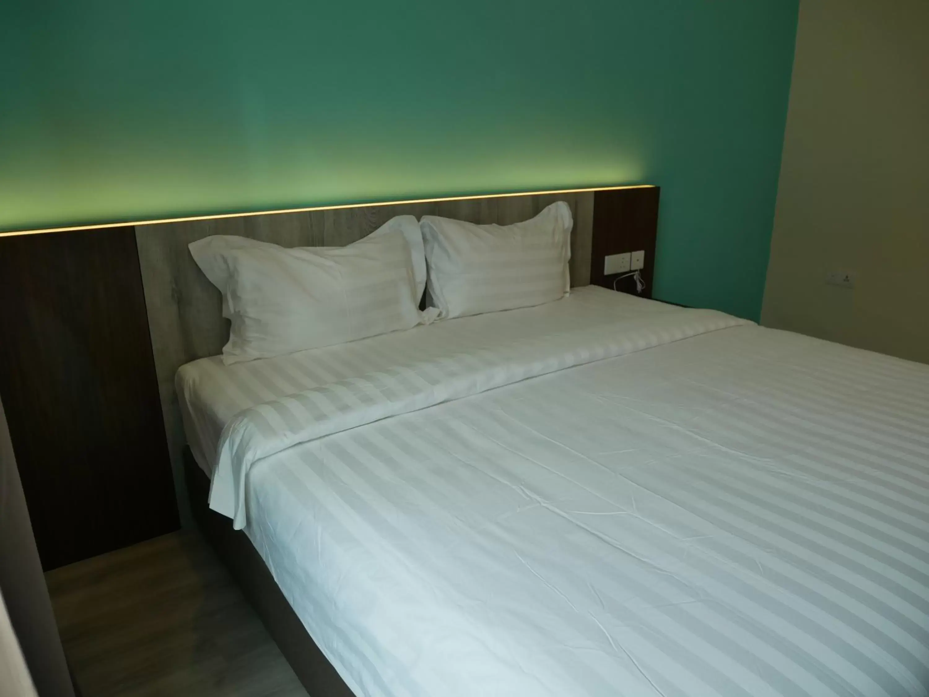 Bed in Pantai Regal City Hotel