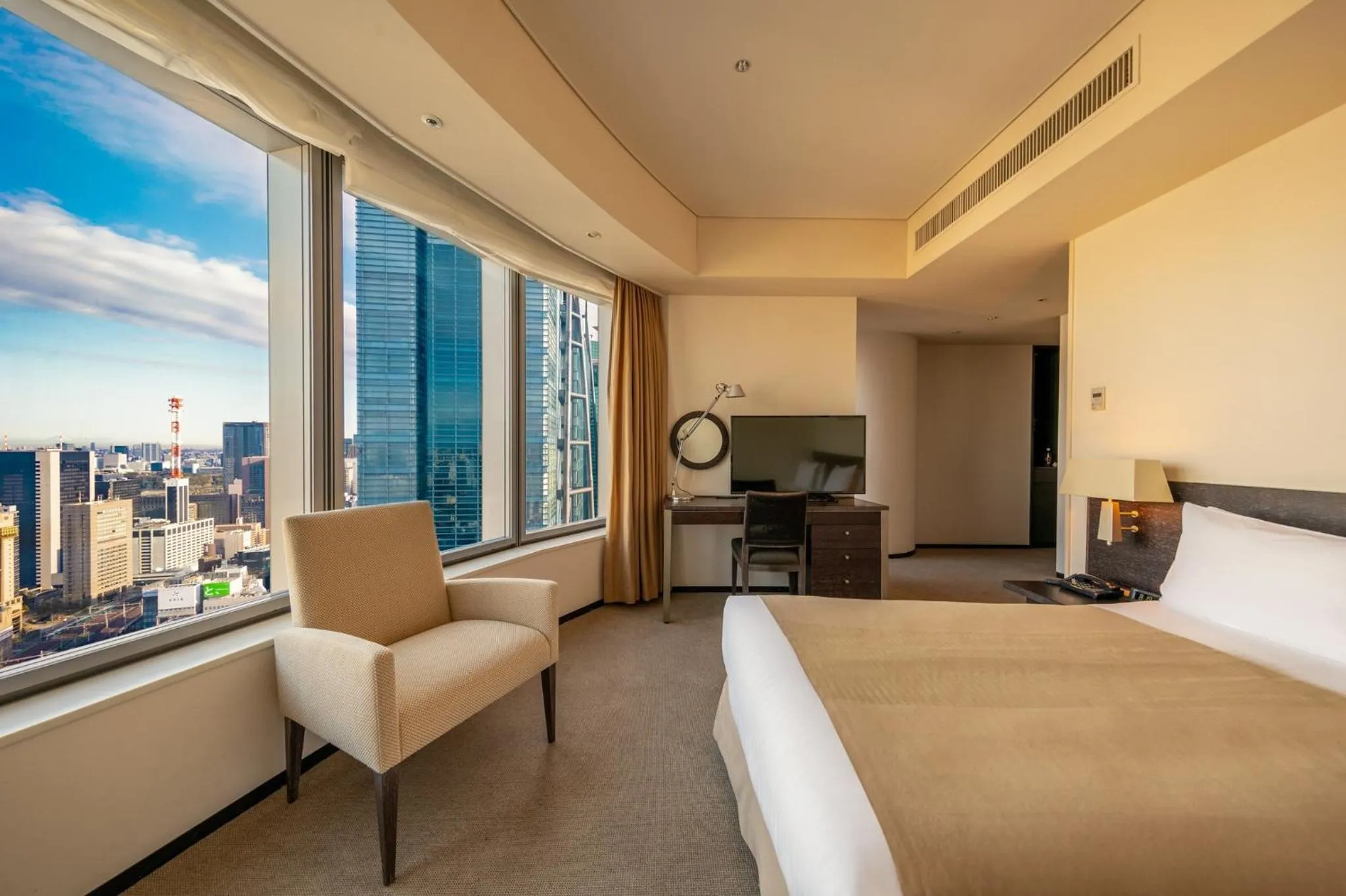 Bed in Park Hotel Tokyo