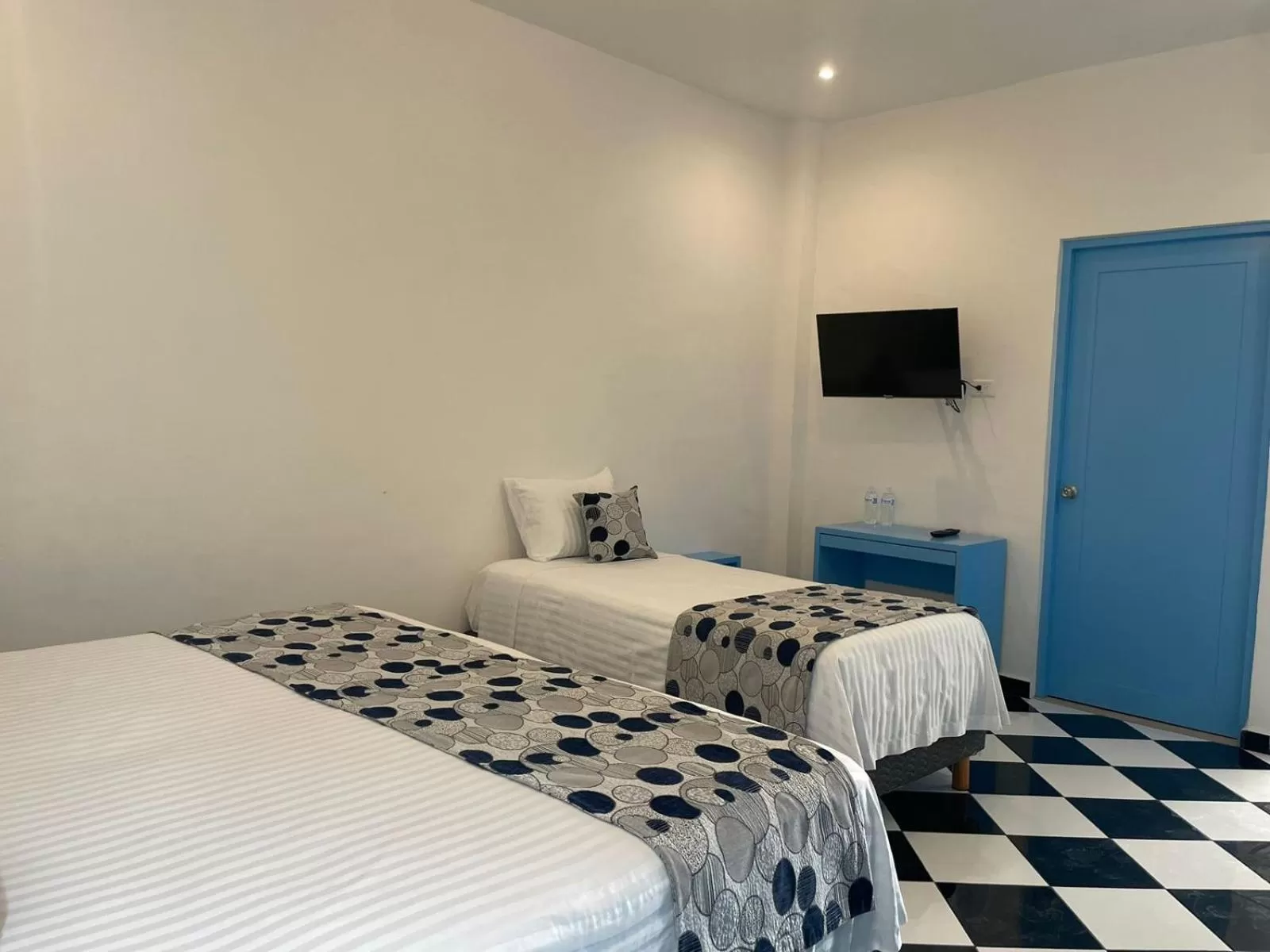 Photo of the whole room, Bed in WINDAY HOTEL - Cerca 5a Avenida