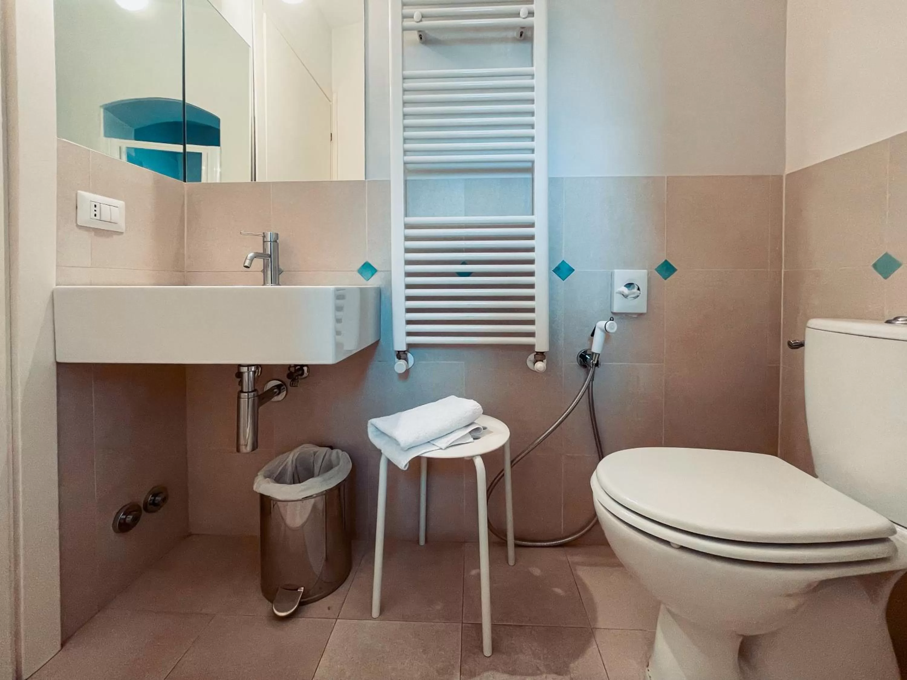 Bathroom in Hotel Azzi