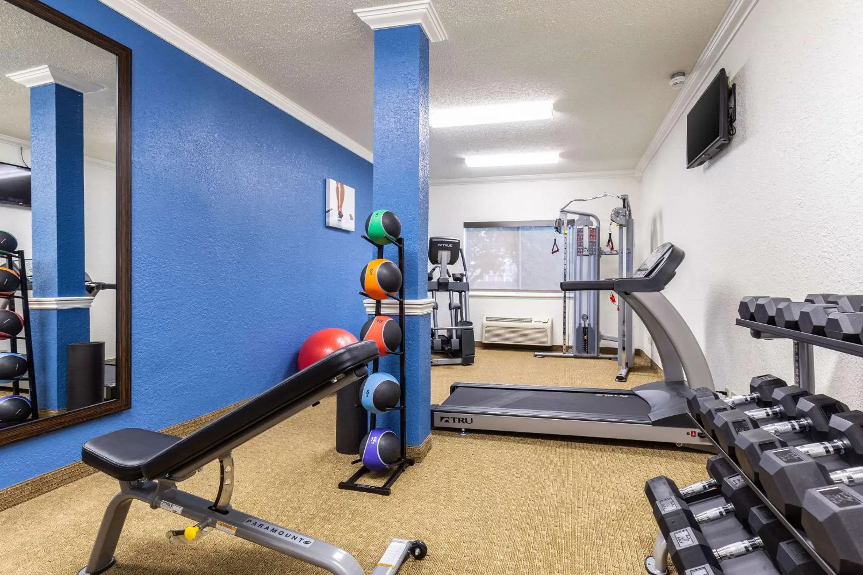 Fitness centre/facilities, Fitness Center/Facilities in Comfort Inn South Tulsa - Woodland Hills