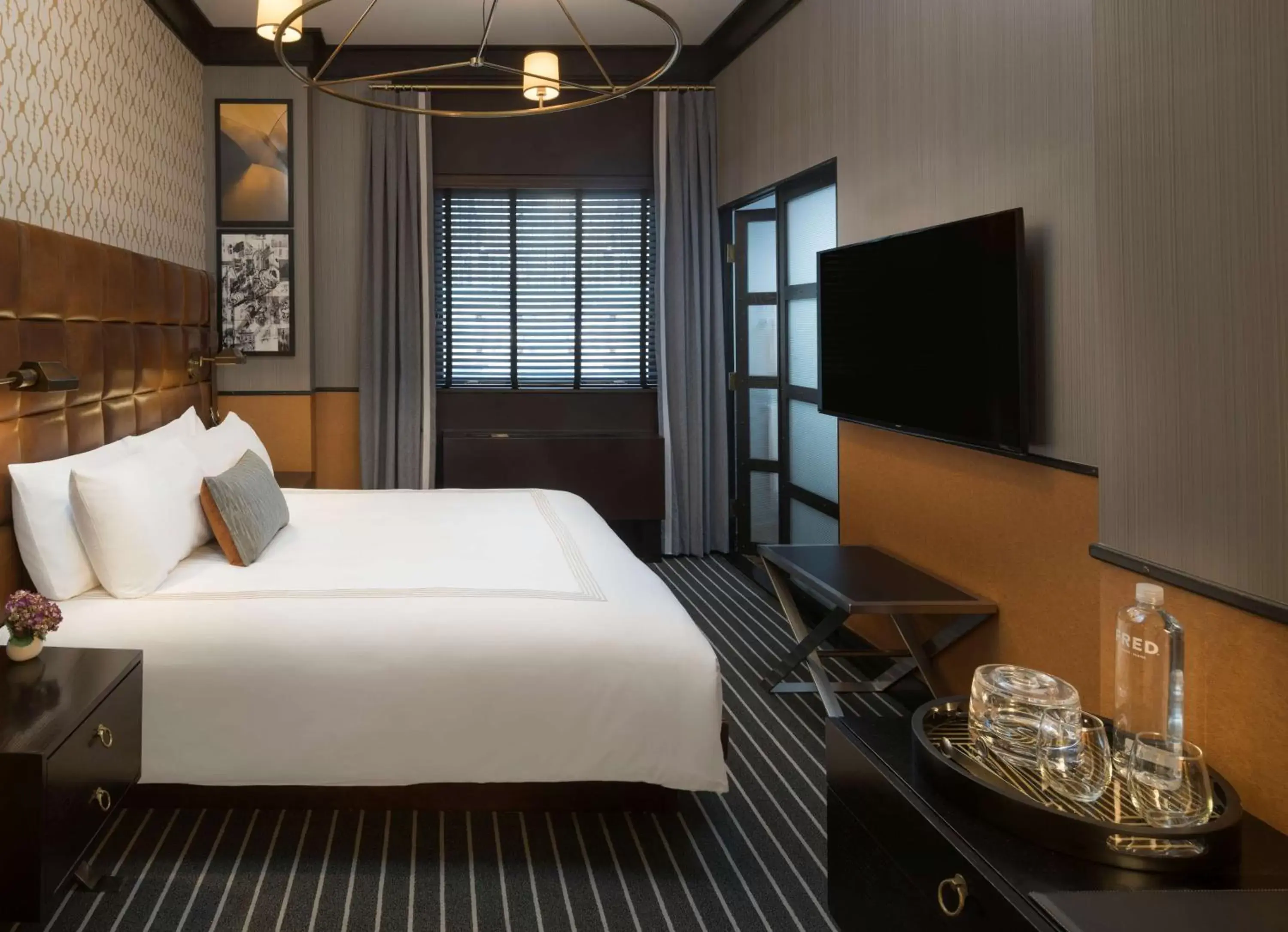 Photo of the whole room, Bed in Gild Hall, a Thompson Hotel, part of Hyatt