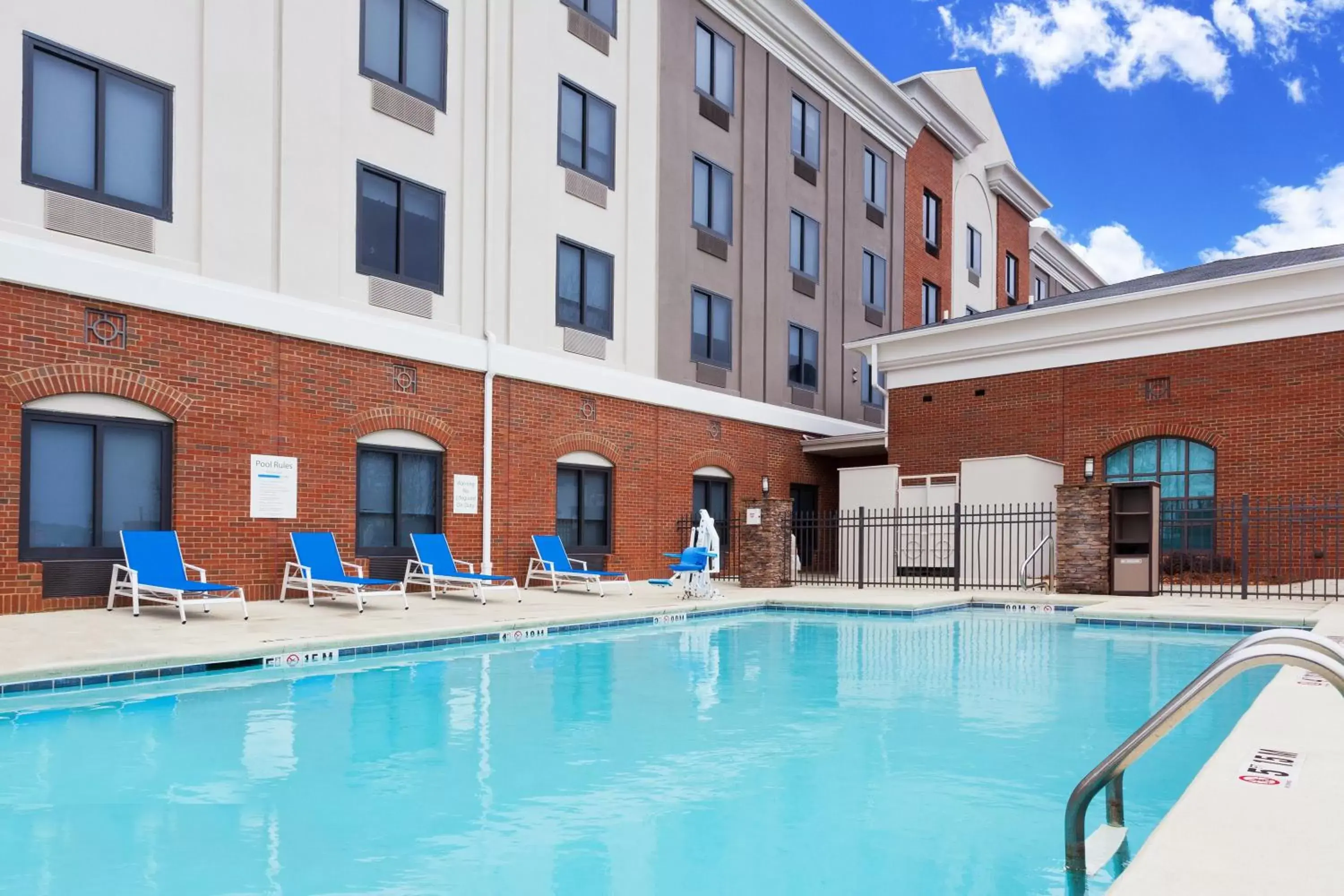Swimming pool, Property Building in Holiday Inn Express Hotel & Suites Montgomery Boyd-Cooper Parkway, an IHG Hotel