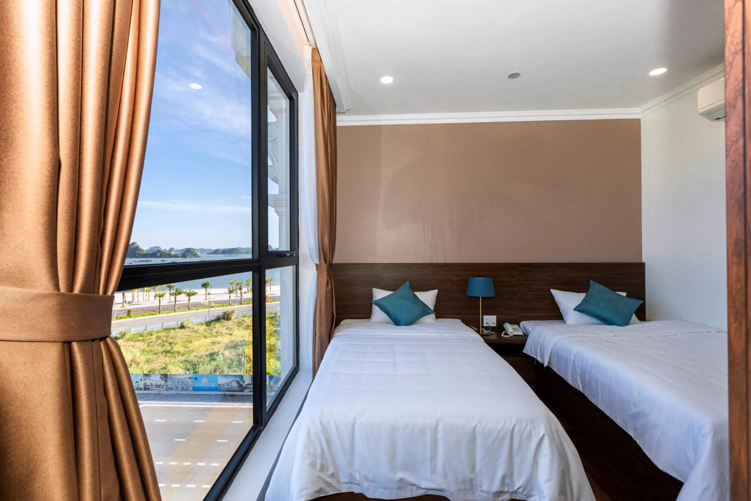 Minh Phong Hotel Ha Long