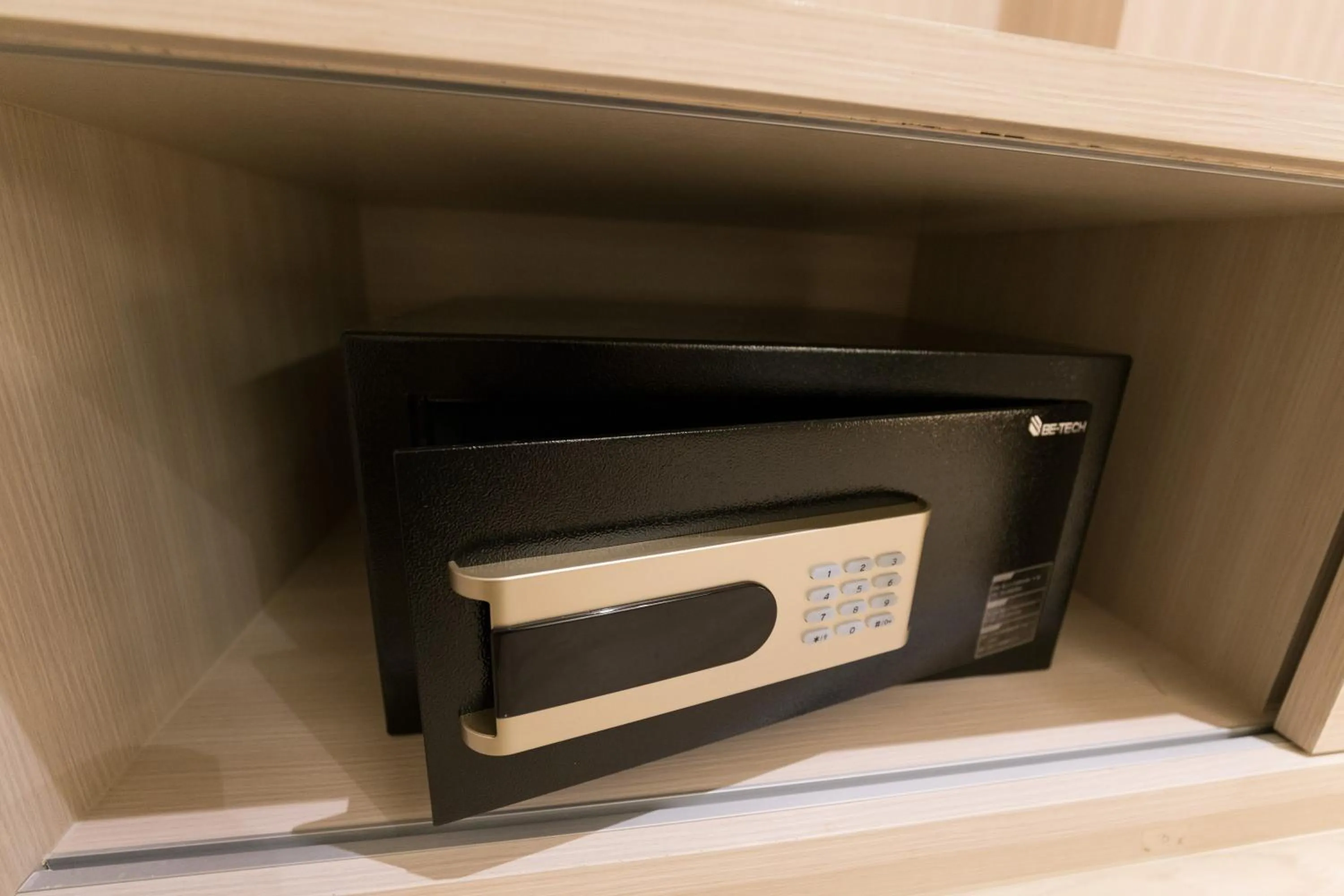 Crystal Hotel Hat Yai