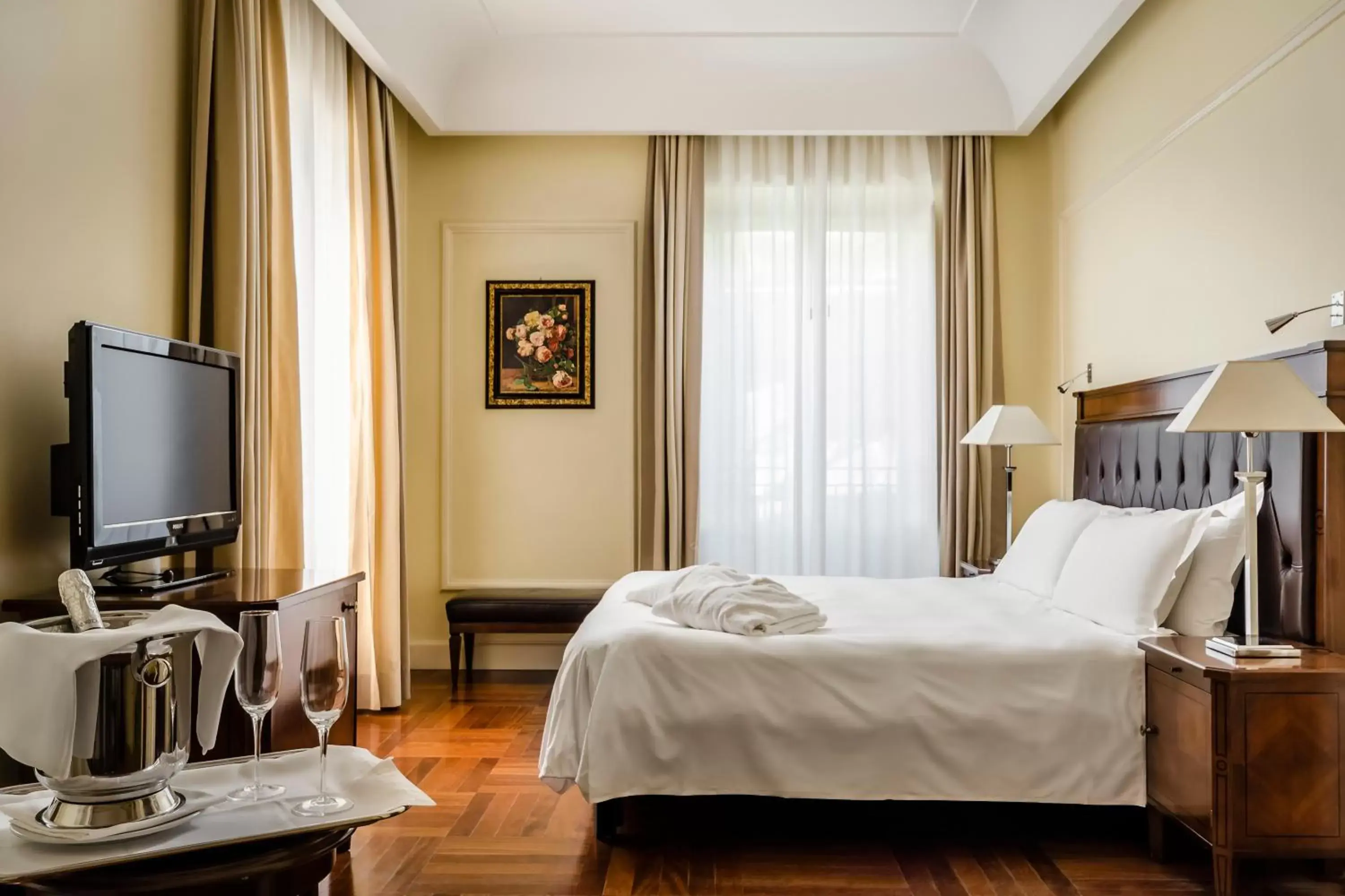 Superior Triple Room in Eurostars Centrale Palace Hotel Superior Triple Room in Eurostars Centrale Palace Hotel