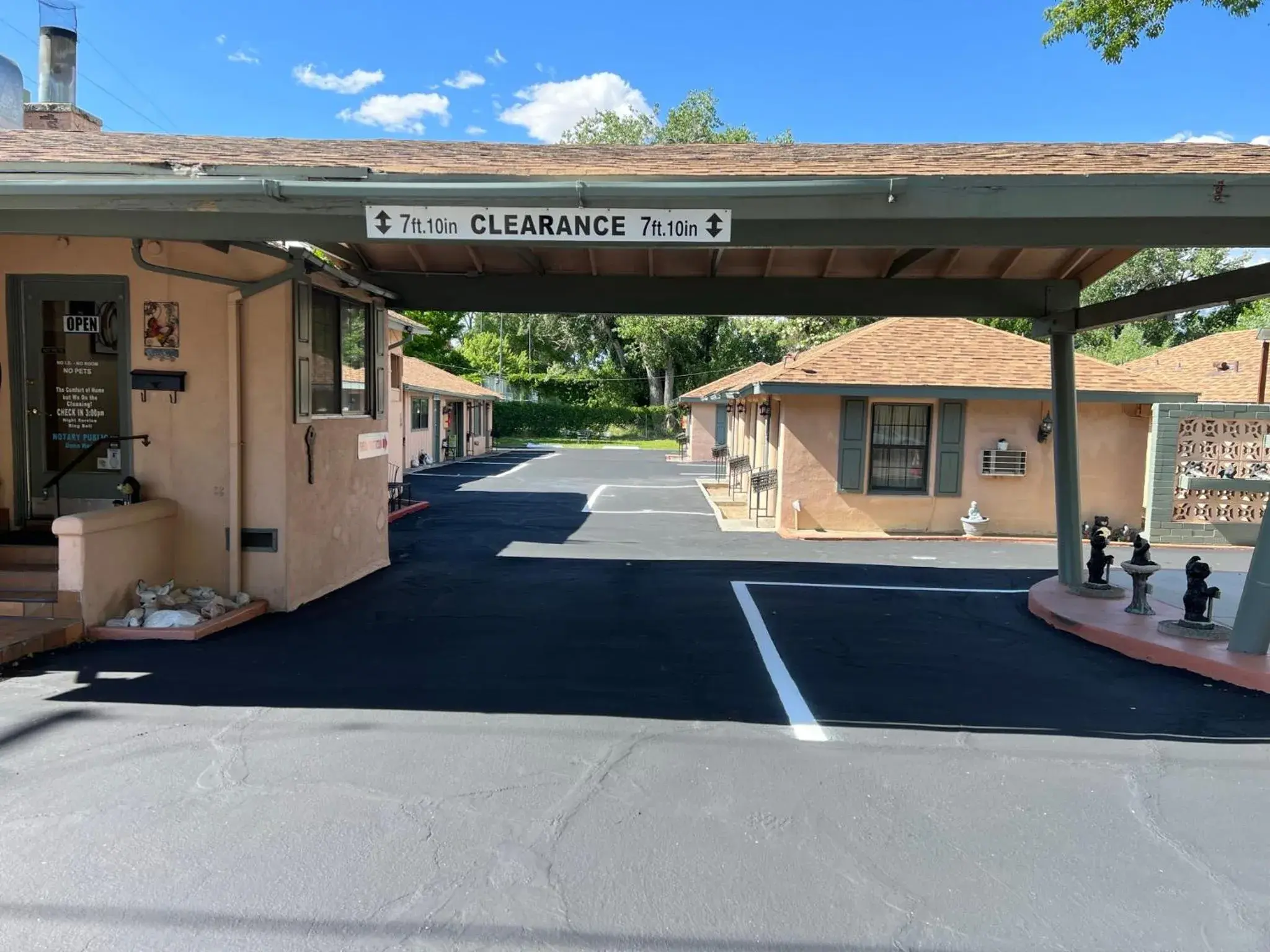 Property Building in Bishop Elms Motel