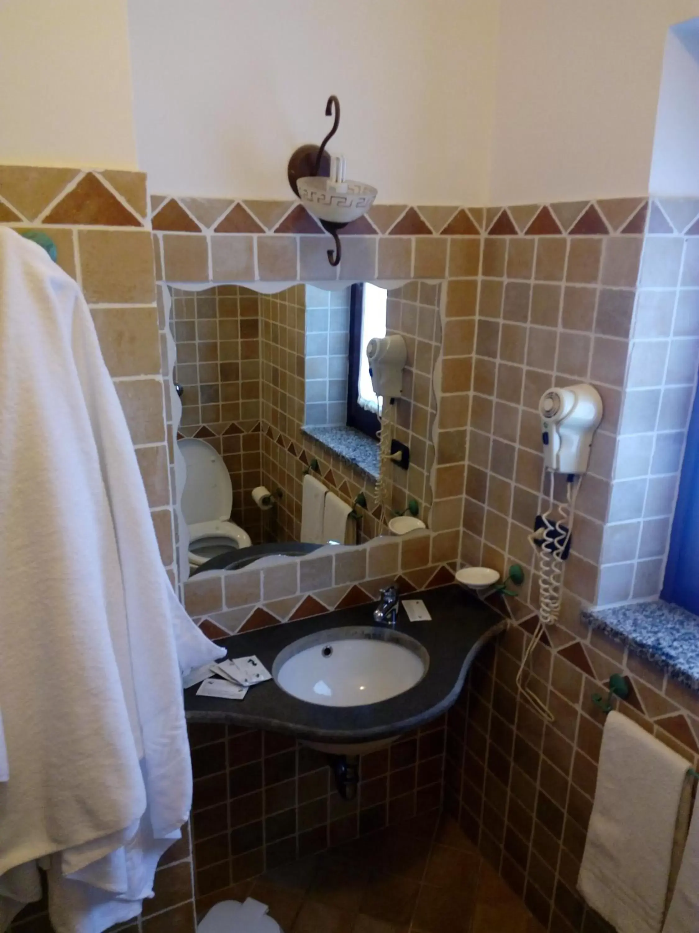 Property building, Bathroom in Hotel Sirio