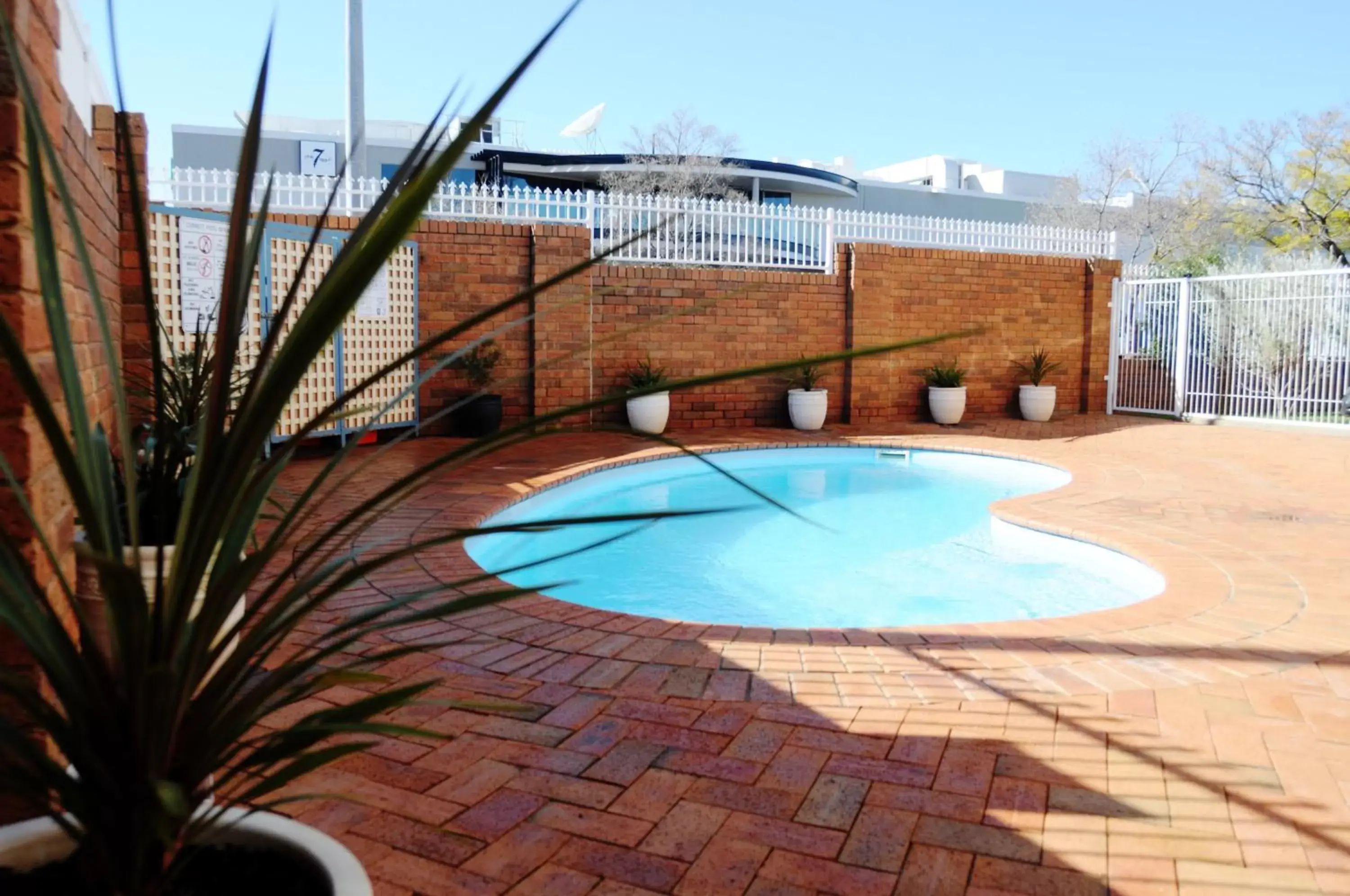 Day, Swimming Pool in Dubbo RSL Club Motel