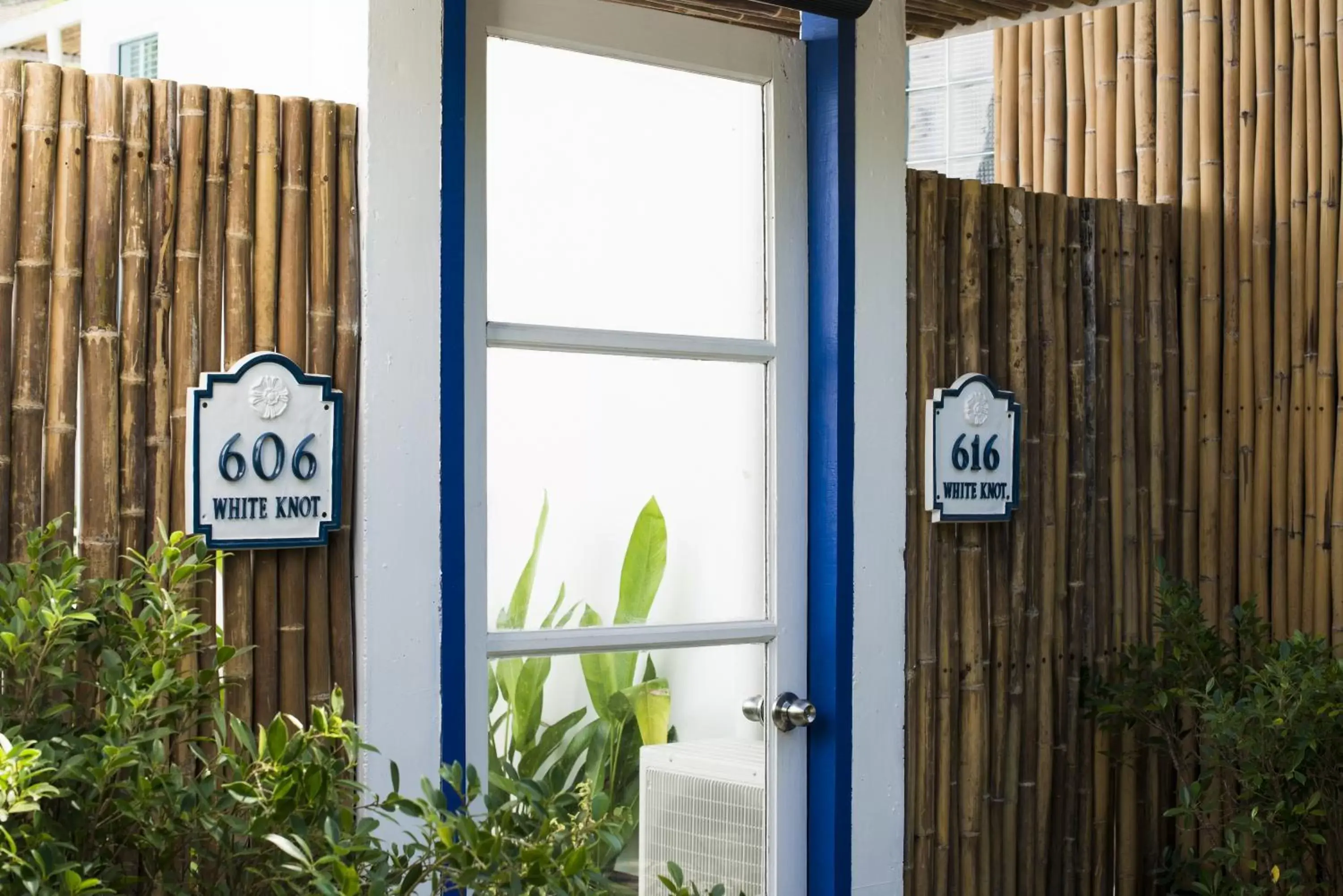 Facade/entrance, Property Logo/Sign in The White Knot Koh Chang