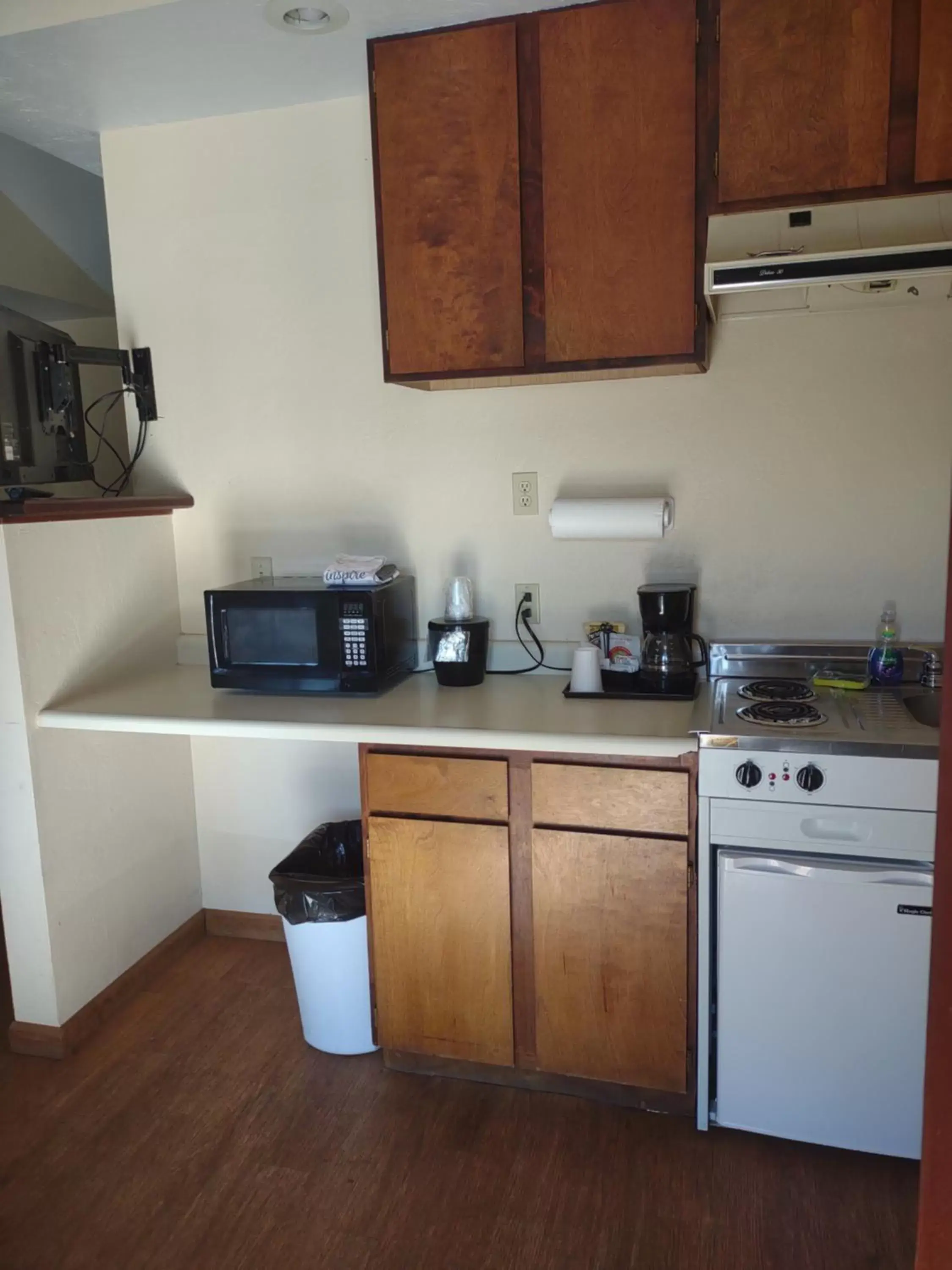 Kitchen/Kitchenette in Dean Creek Resort