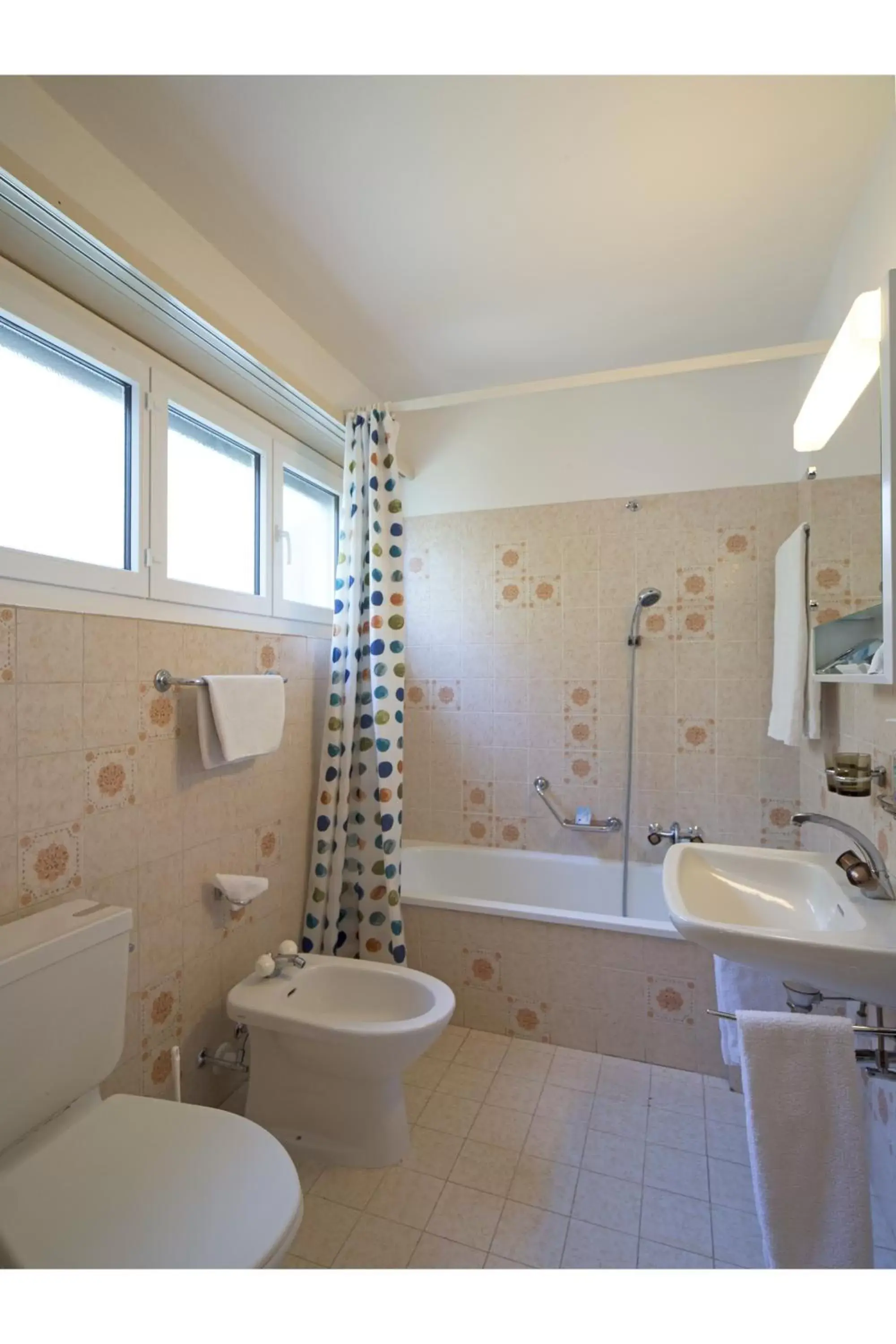 Shower, Bathroom in Al Pozz Boutique Resort