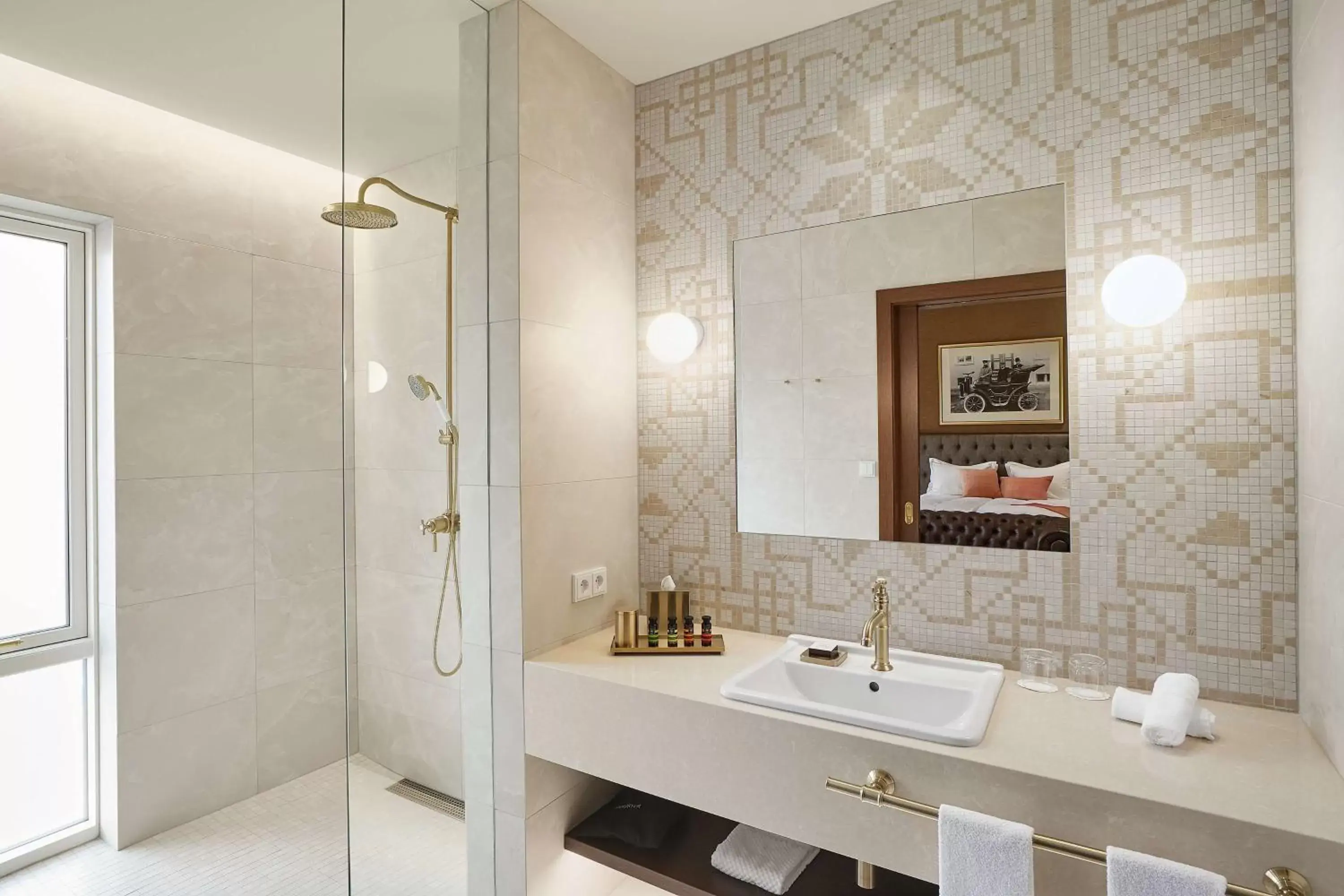 Bathroom in Reykjavik Konsulat Hotel, Curio Collection By Hilton