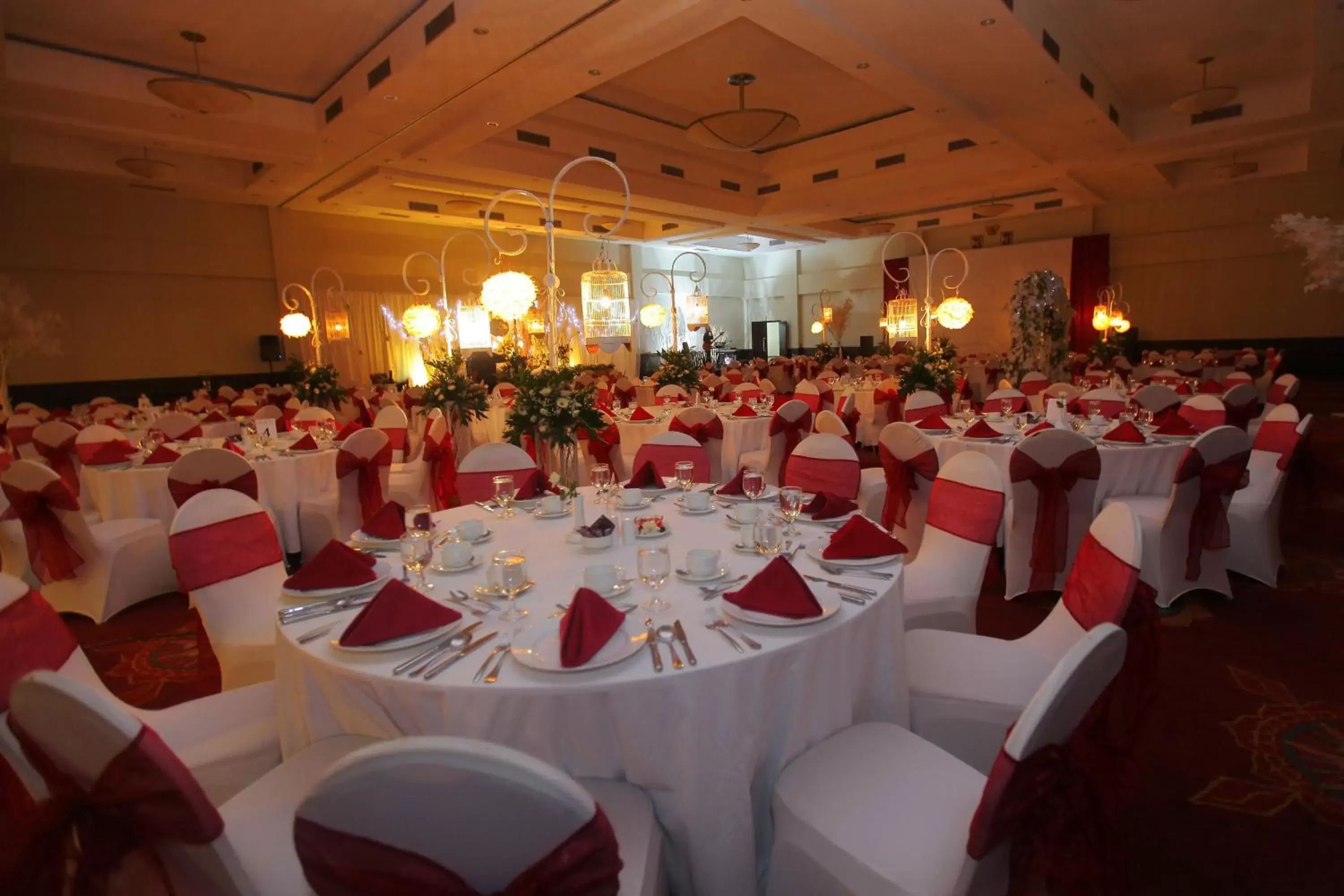 Night, Banquet Facilities in Padjadjaran Suites Resort and Convention Hotel