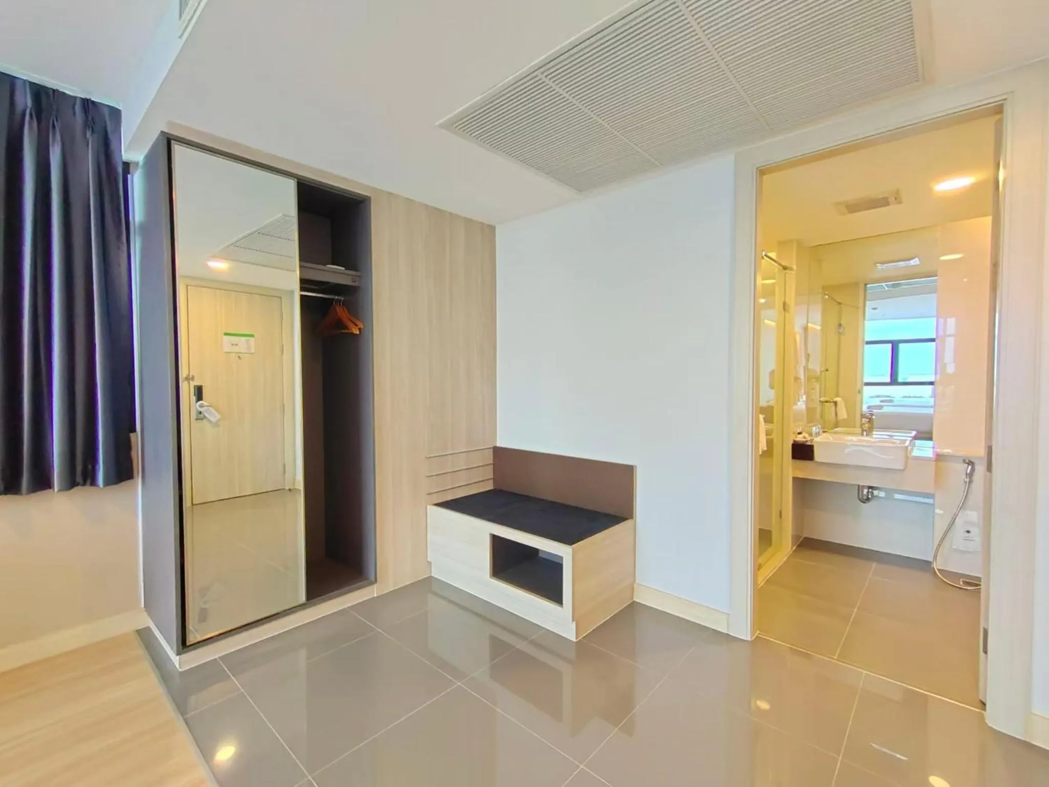 Ebina House - SHA Extra Plus