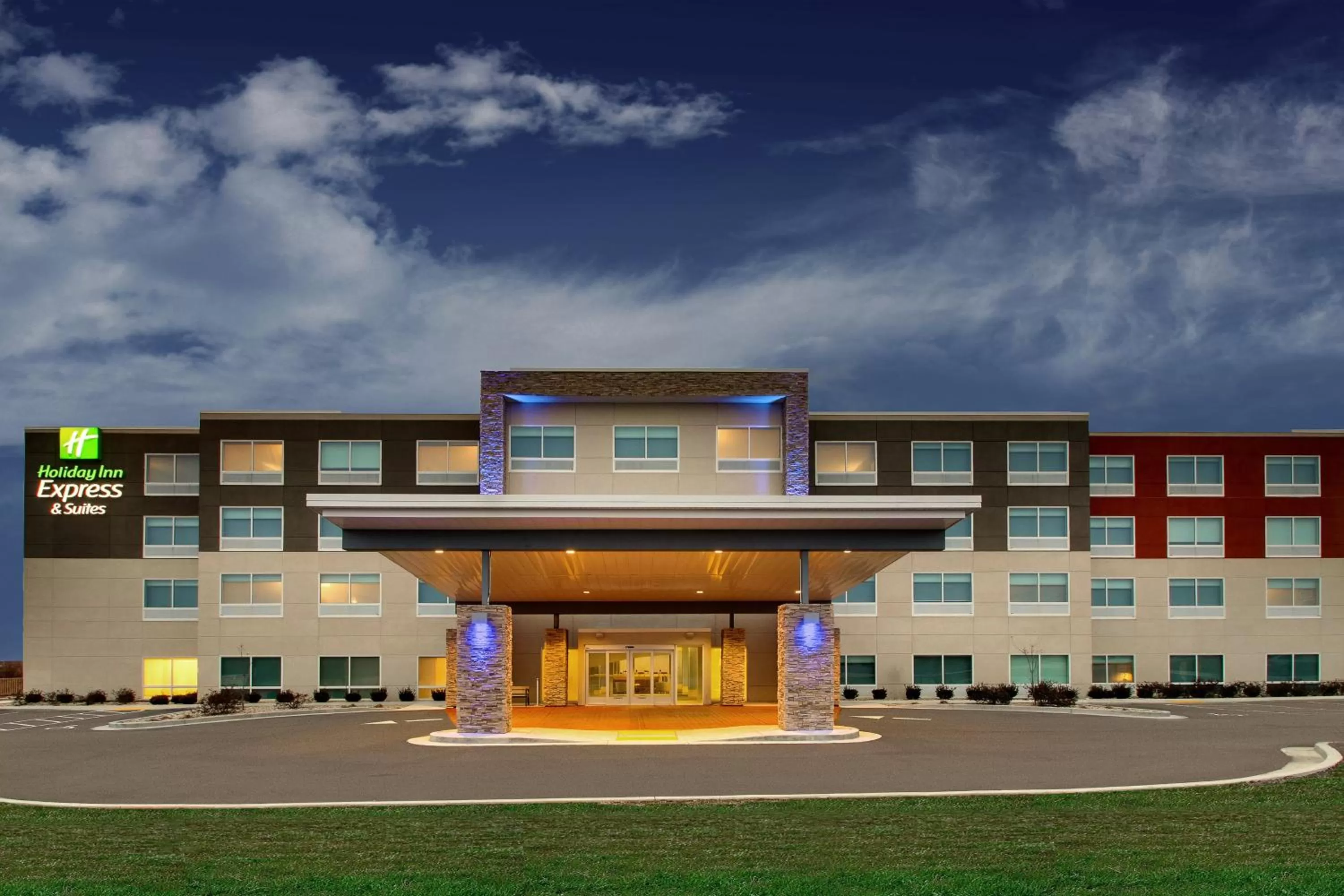 Property building in Holiday Inn Express & Suites Mt Sterling North by IHG
