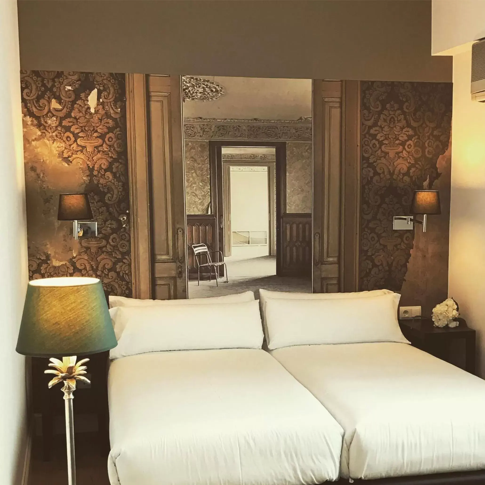 Bedroom, Bed in Mesón Castilla Atiram Hotels