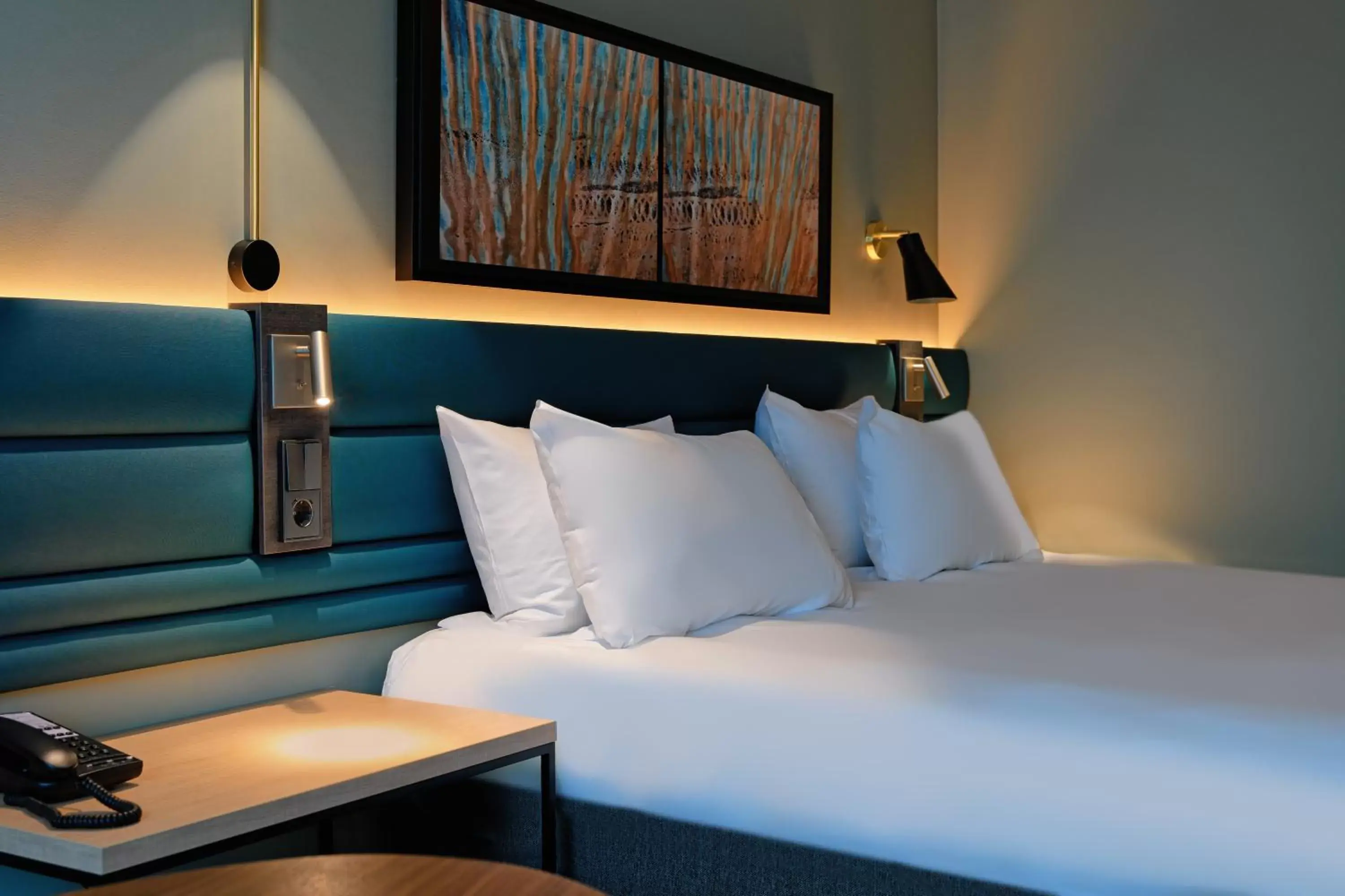 Bedroom, Bed in Novotel Luxembourg Kirchberg