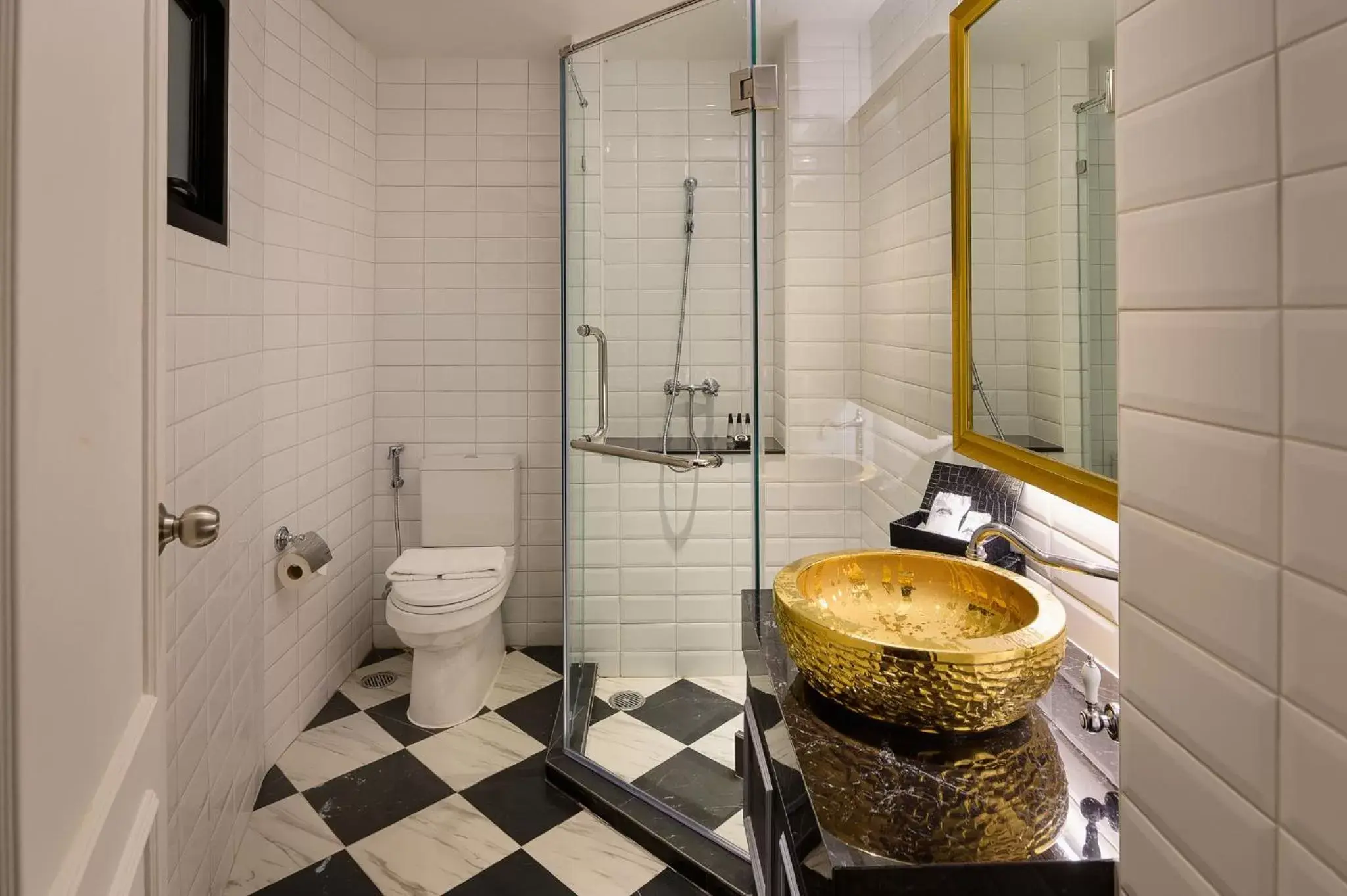 Shower, Bathroom in Villa De Khaosan by Chillax - SHA Extra Plus
