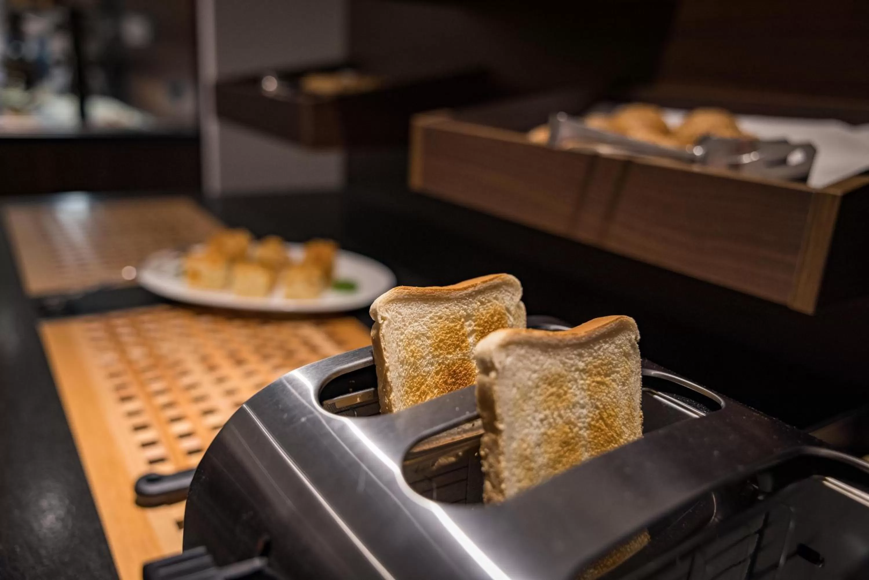 Buffet breakfast in Hotel Edlingerwirt - Sauna & Golfsimulator inklusive