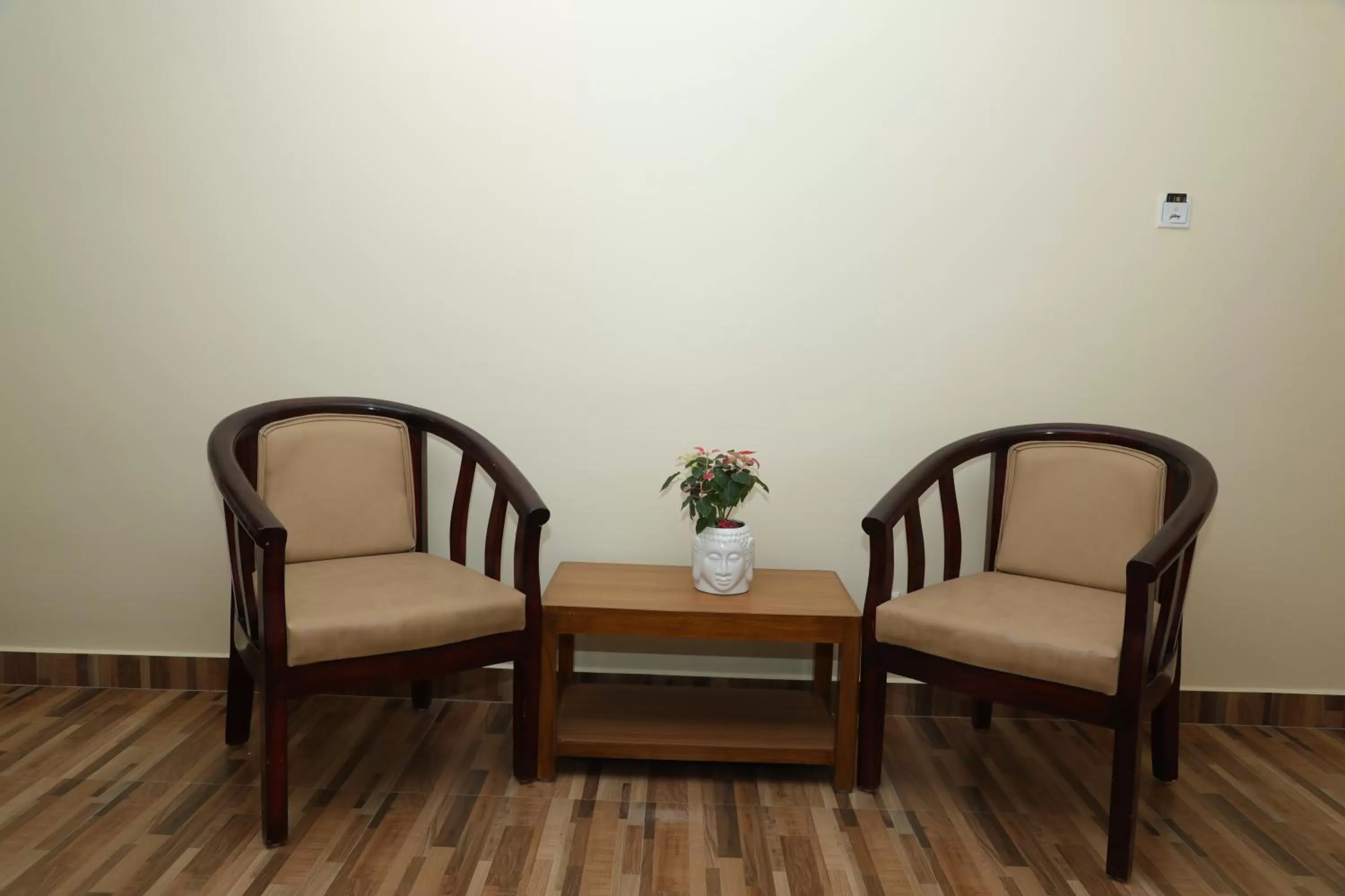 Living room in Gadiraju Palace Convention Centre & Hotel