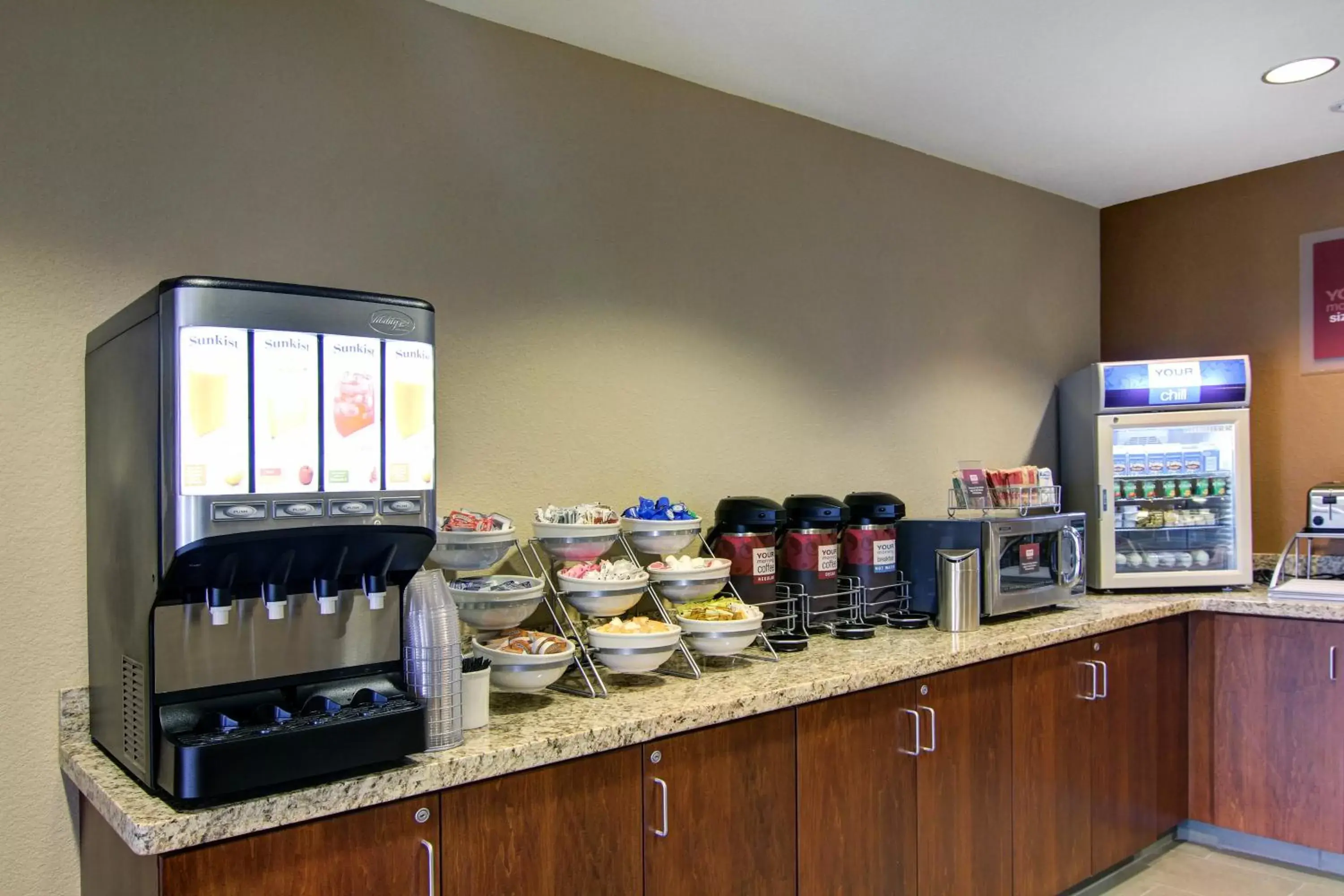 Coffee/tea facilities in Comfort Suites Carlsbad