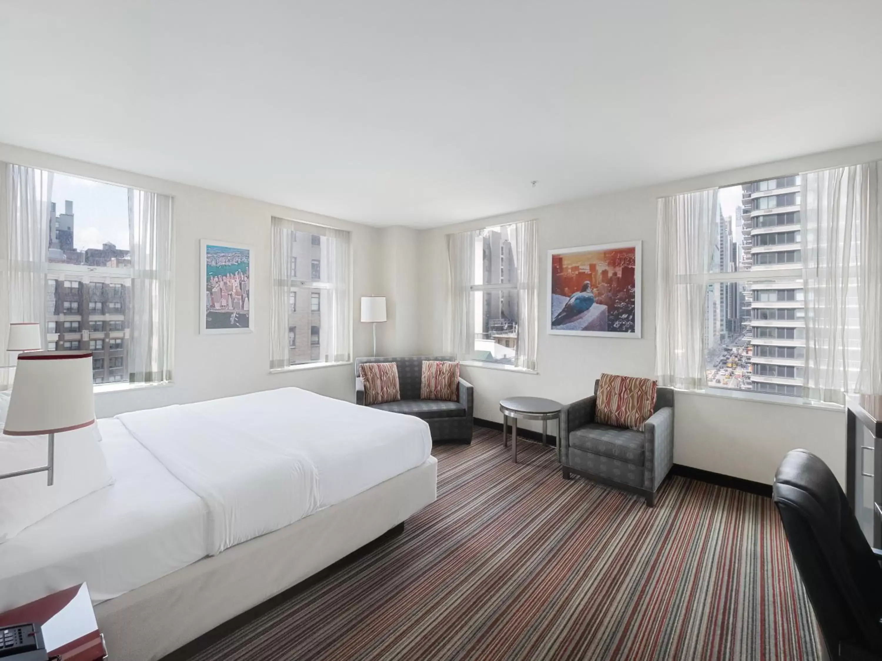 Suite in The Herald by LuxUrban Suite in The Herald by LuxUrban