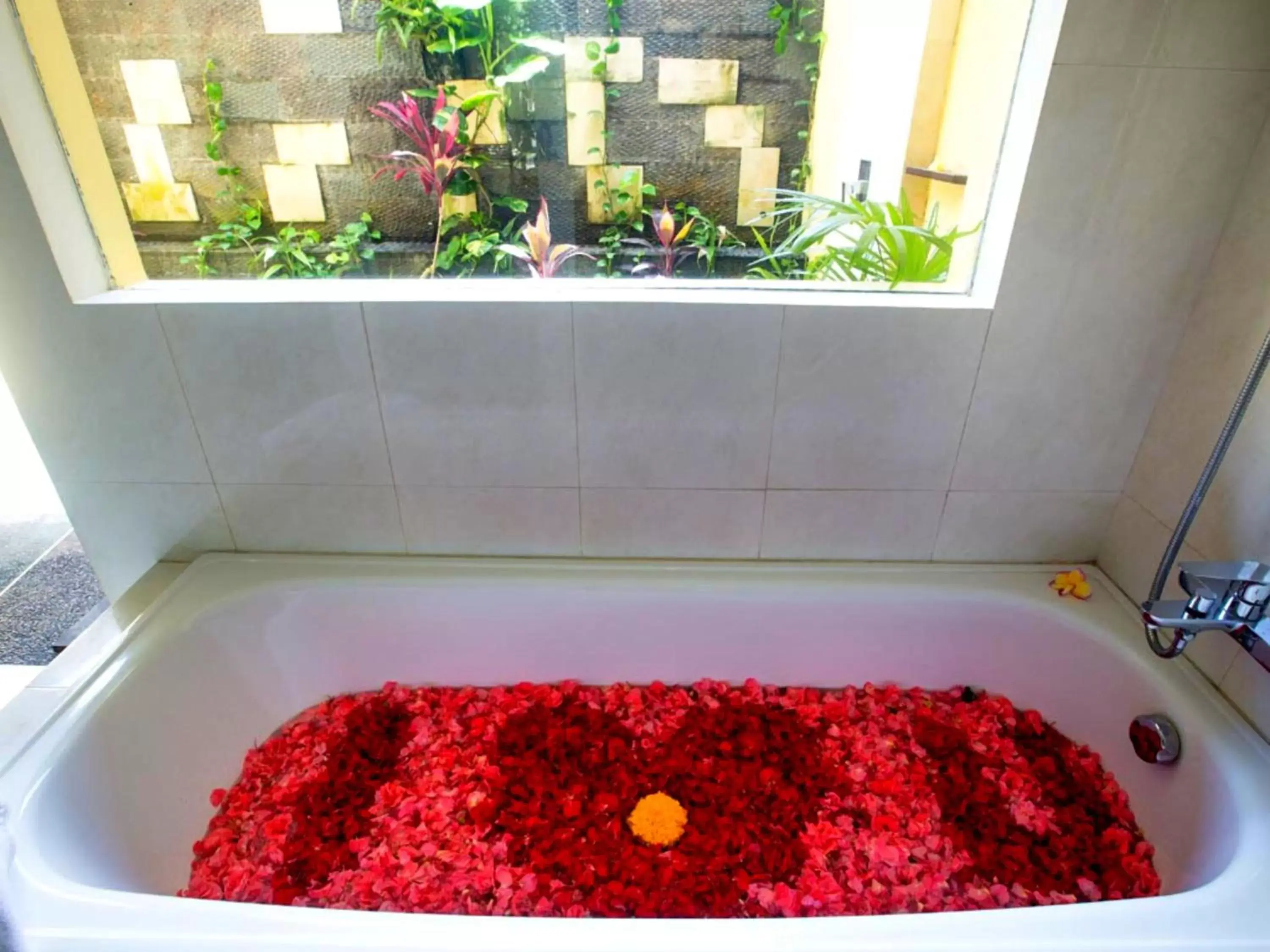 Bath in Awatara Boutique Resort Ubud