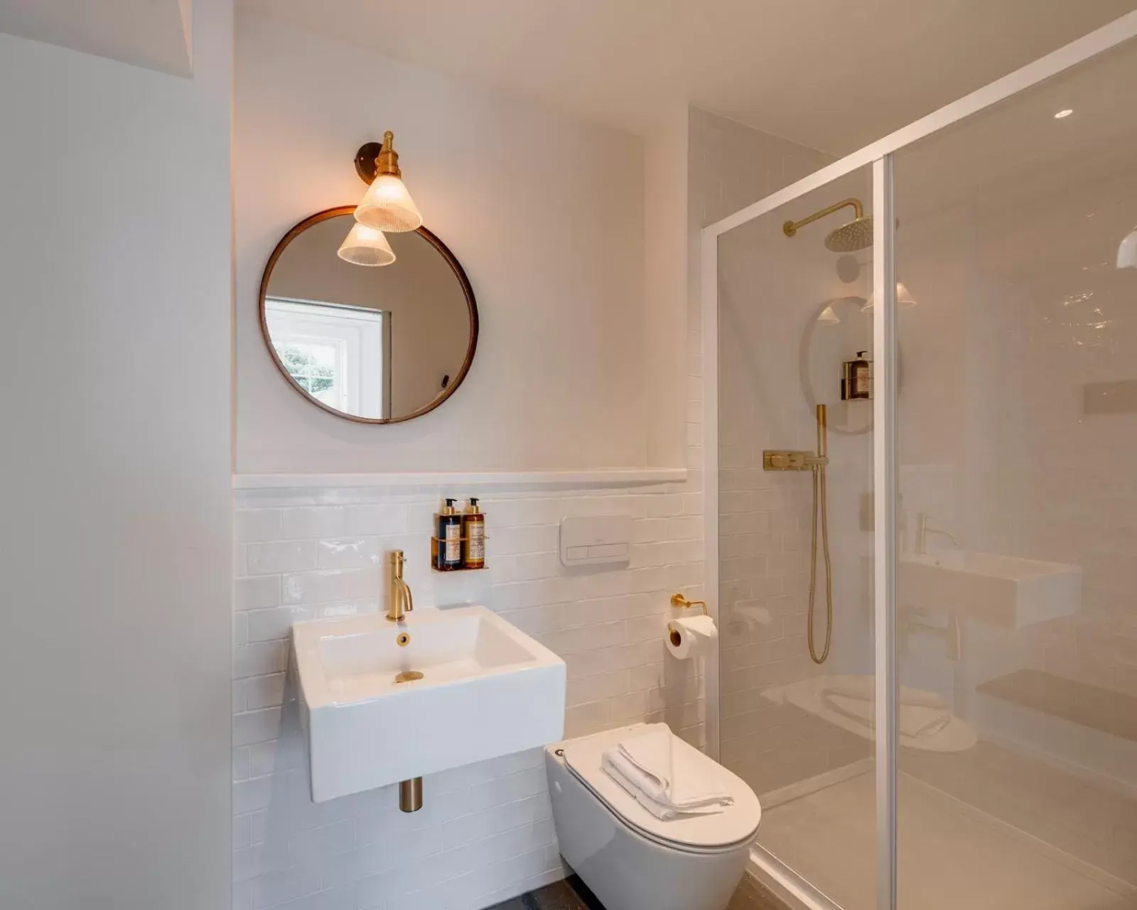 Shower, Bathroom in Rooms by Bistrot Pierre