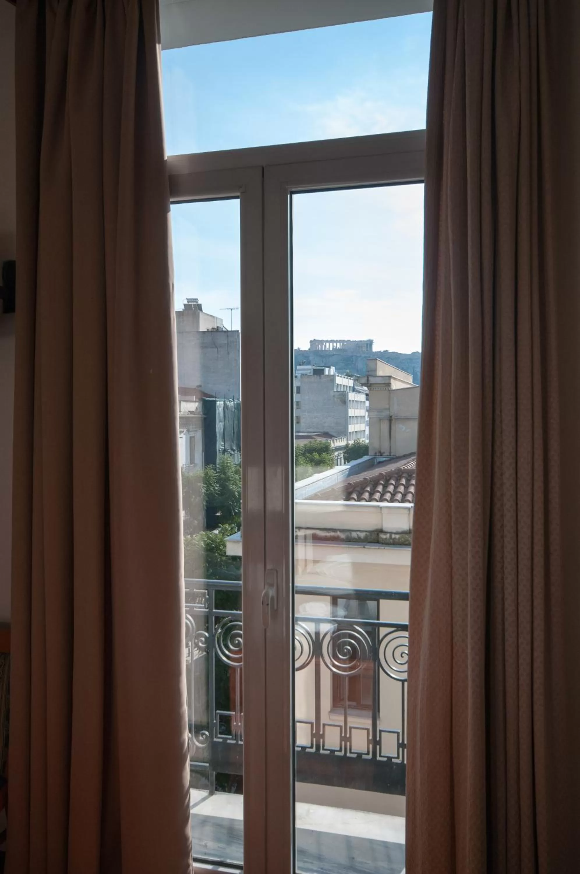 City view in Cecil Hotel